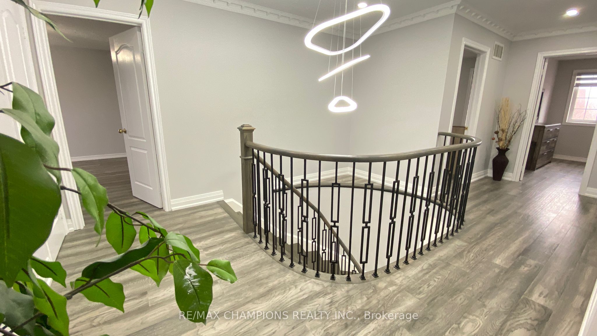 MLS #W12464709 image #11