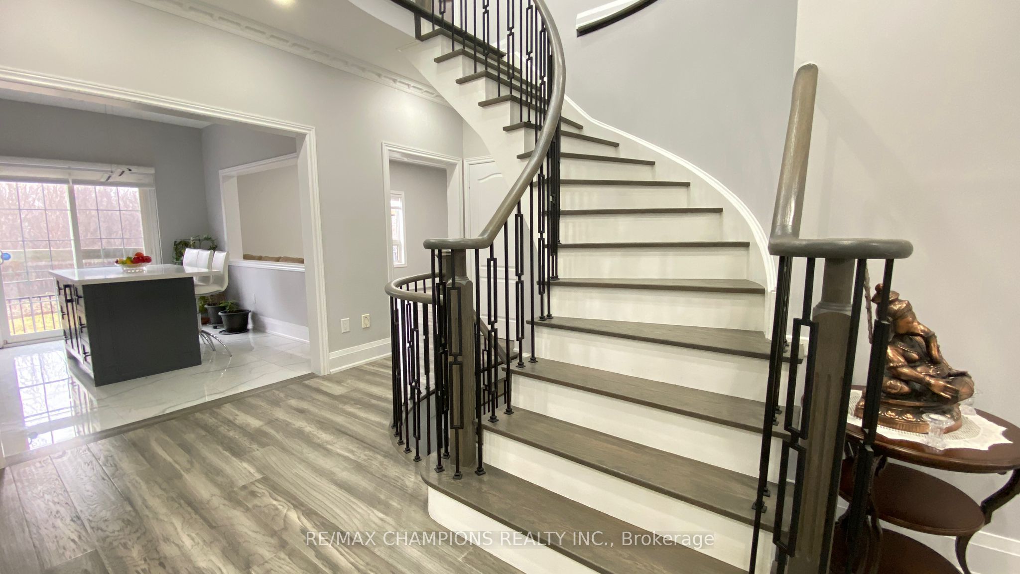 MLS #W12464709 image #5