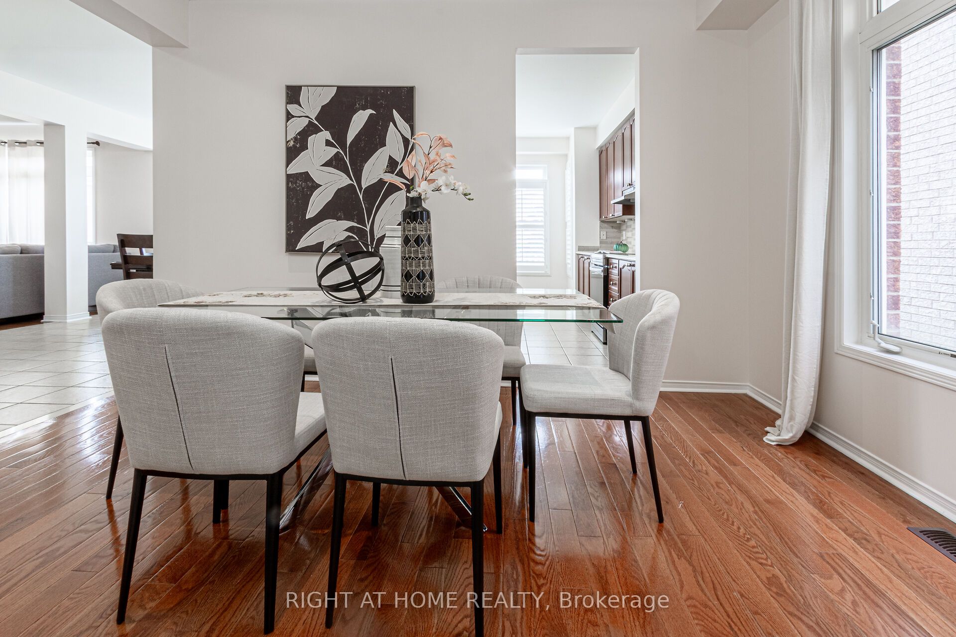 MLS #W12465955 image #10