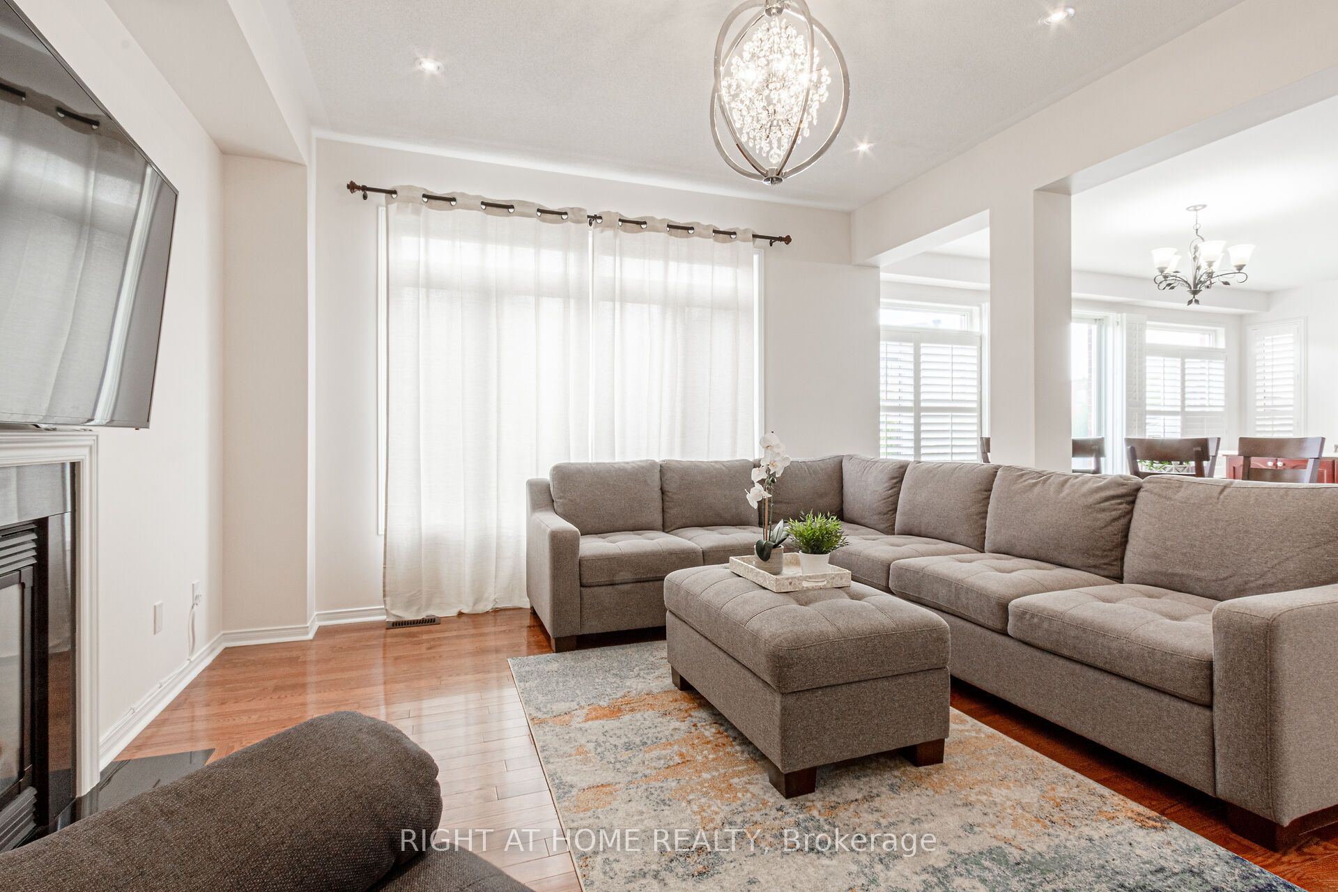 MLS #W12465955 image #16