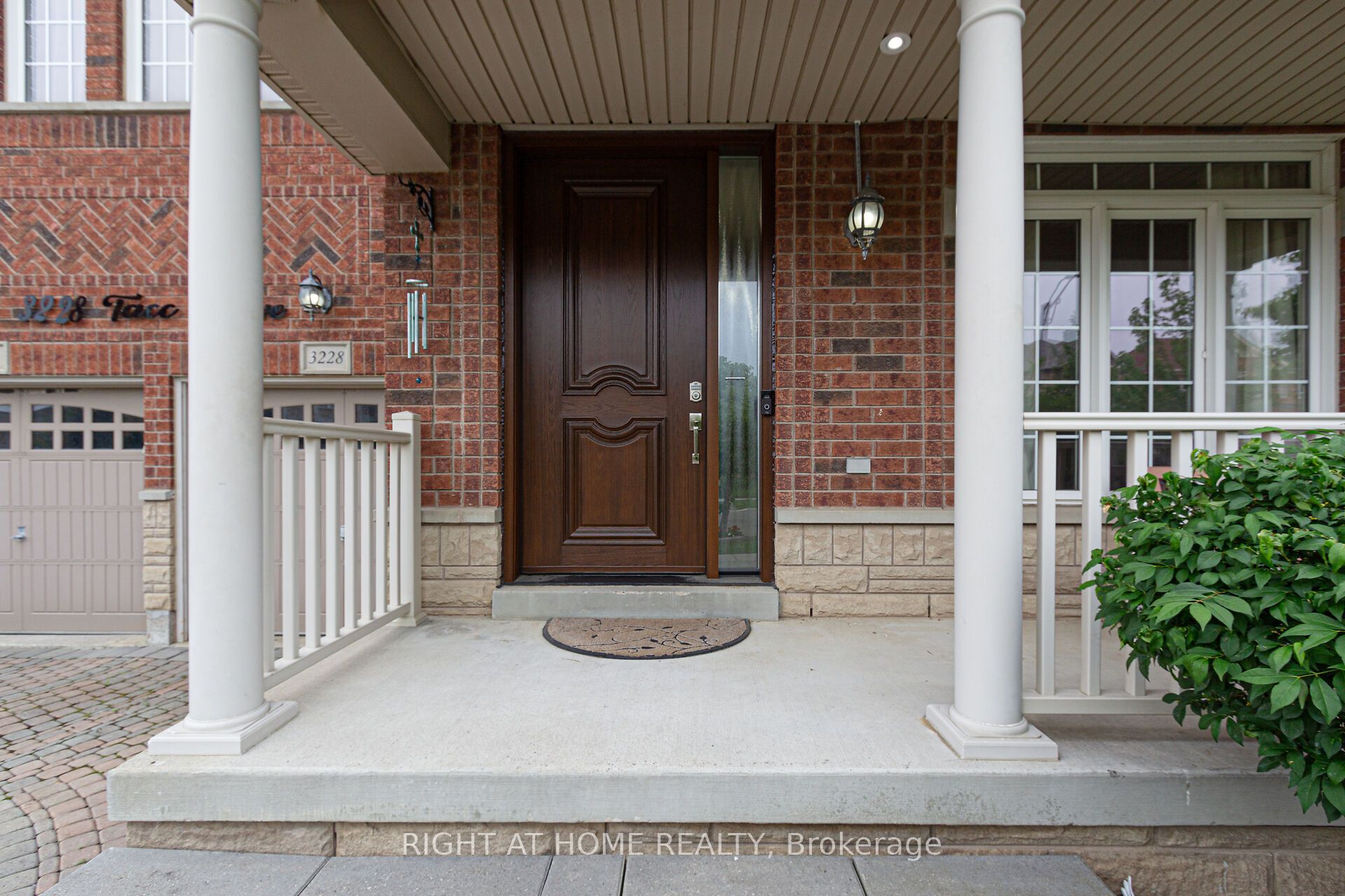 MLS #W12465955 image #2