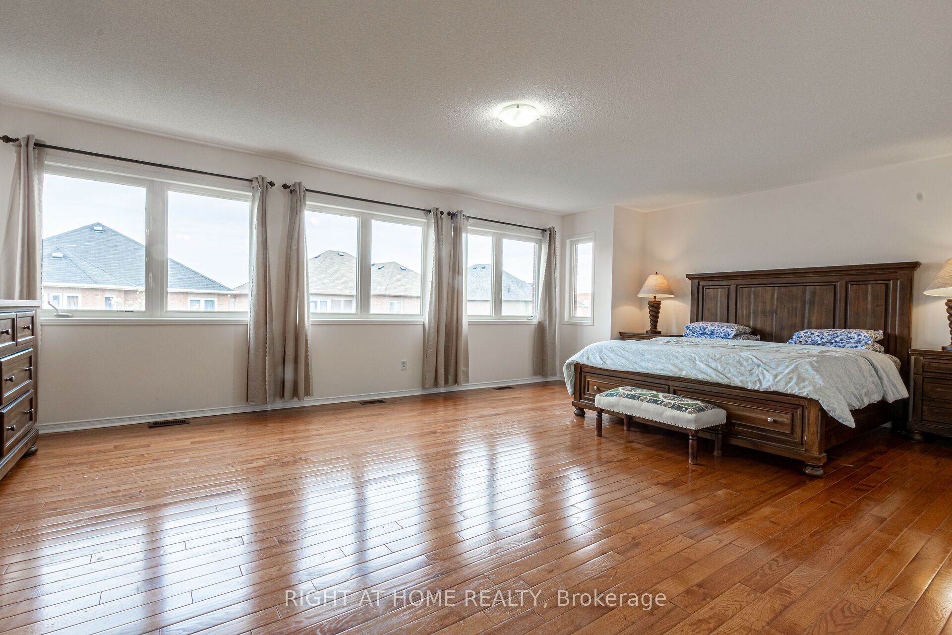 MLS #W12465955 image #20