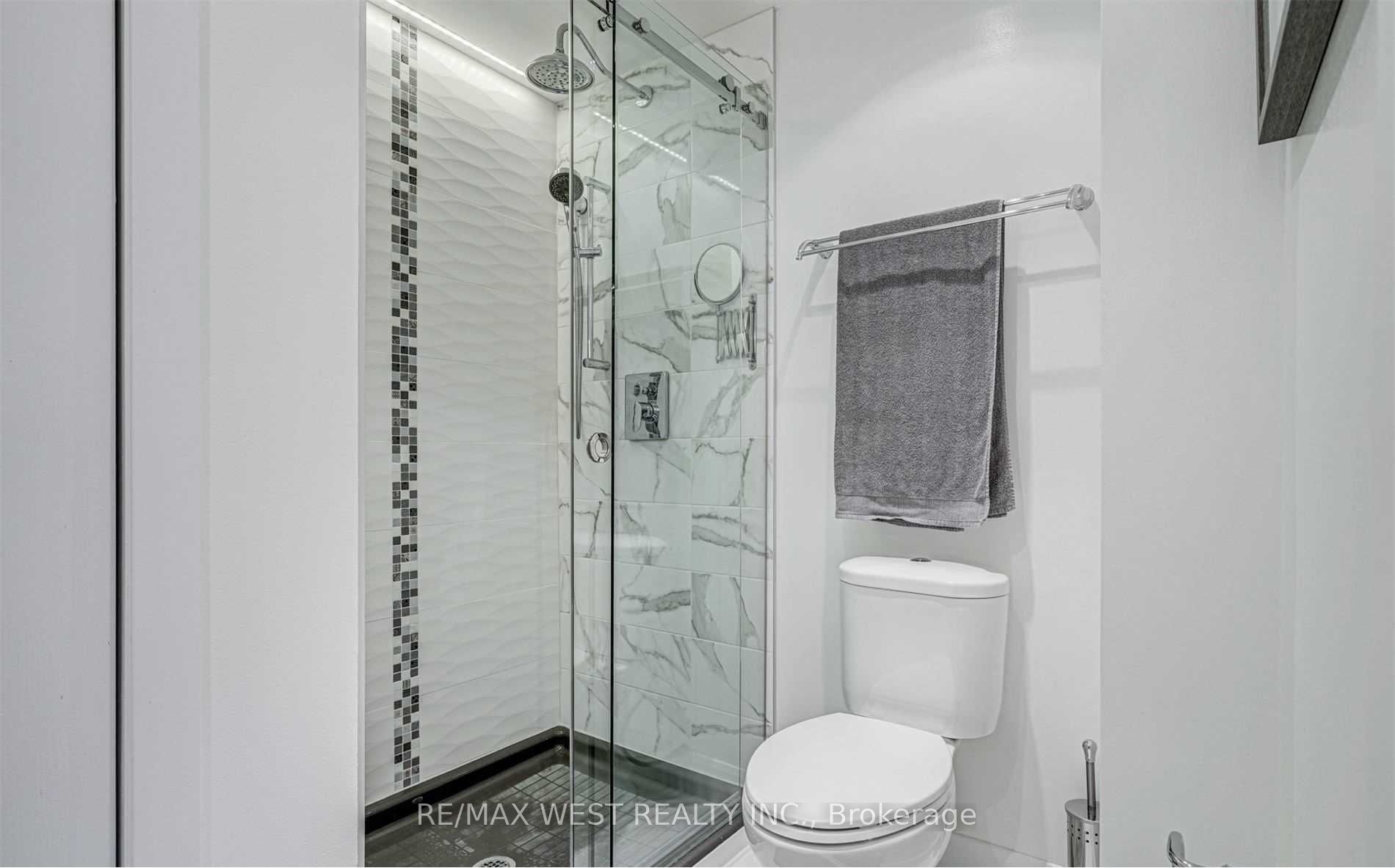 MLS #W12466450 image #14