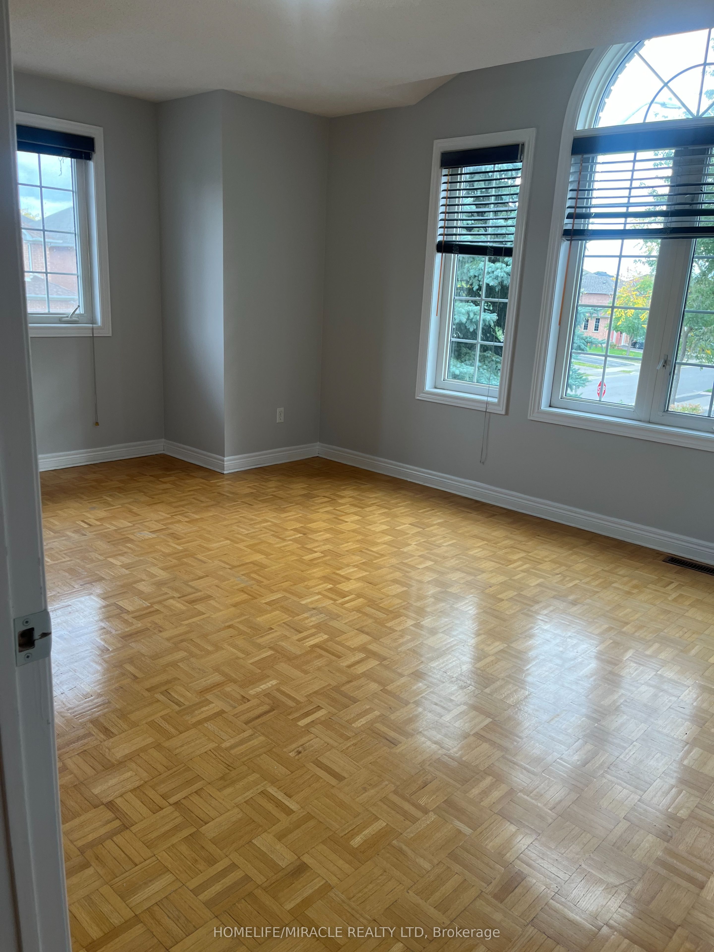 MLS #W12467191 image #1