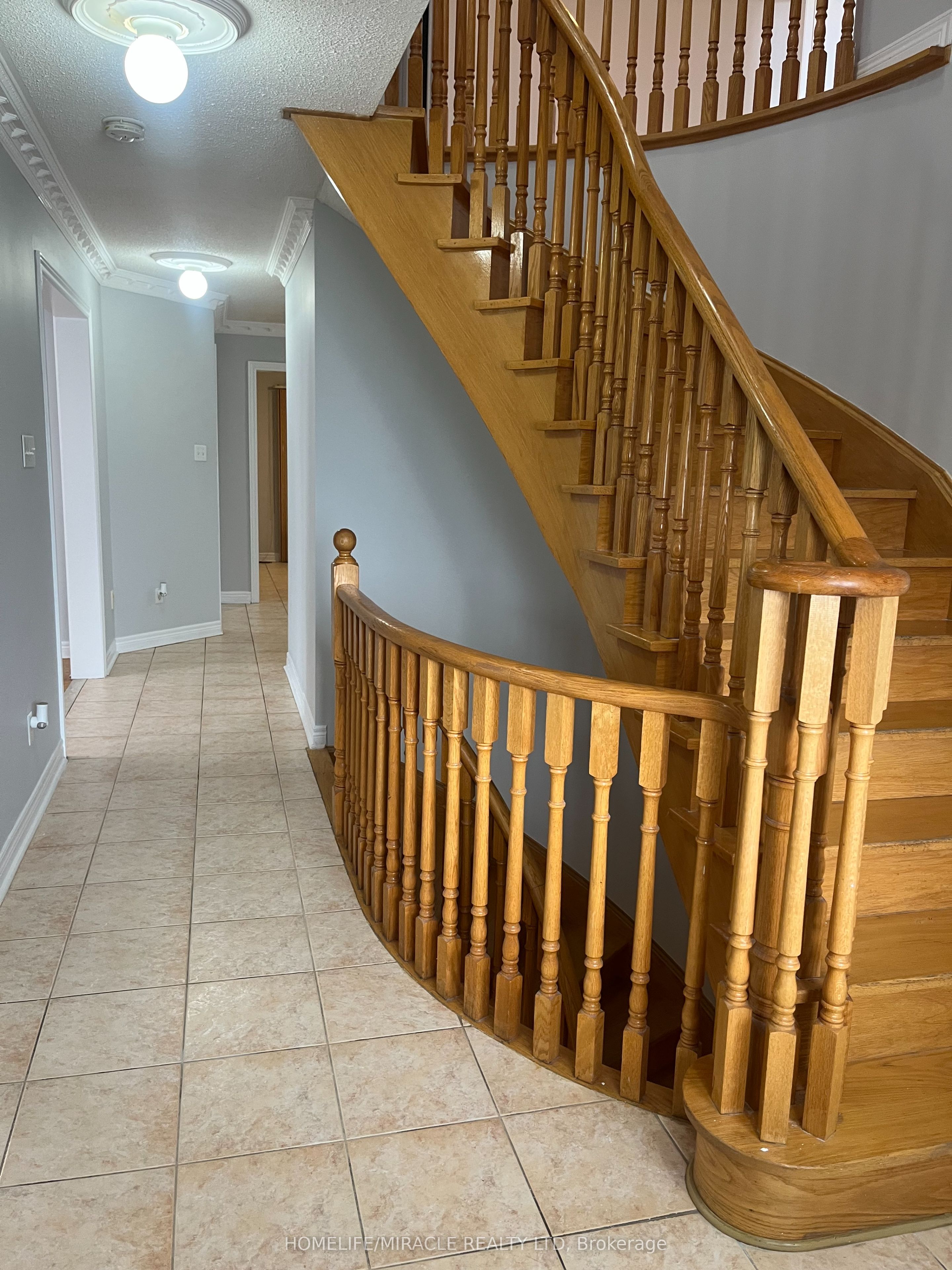 MLS #W12467191 image #2