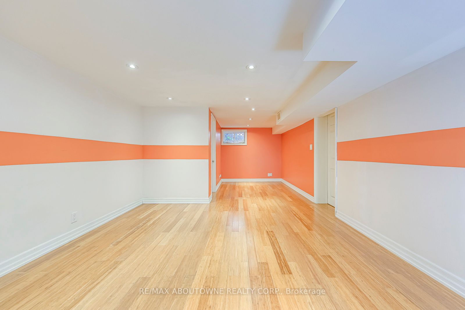 MLS #W12467393 image #26