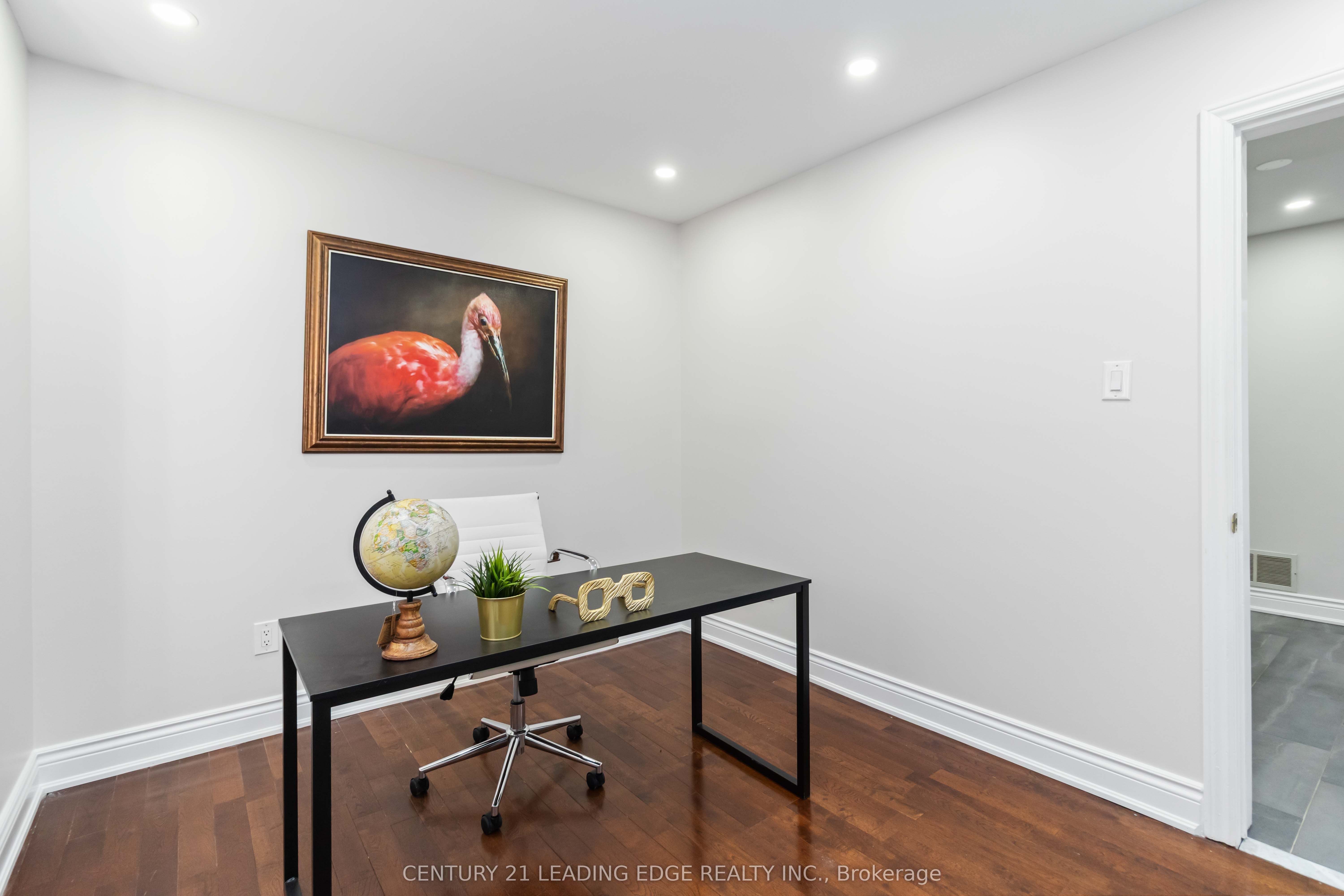 MLS #W12467634 image #23