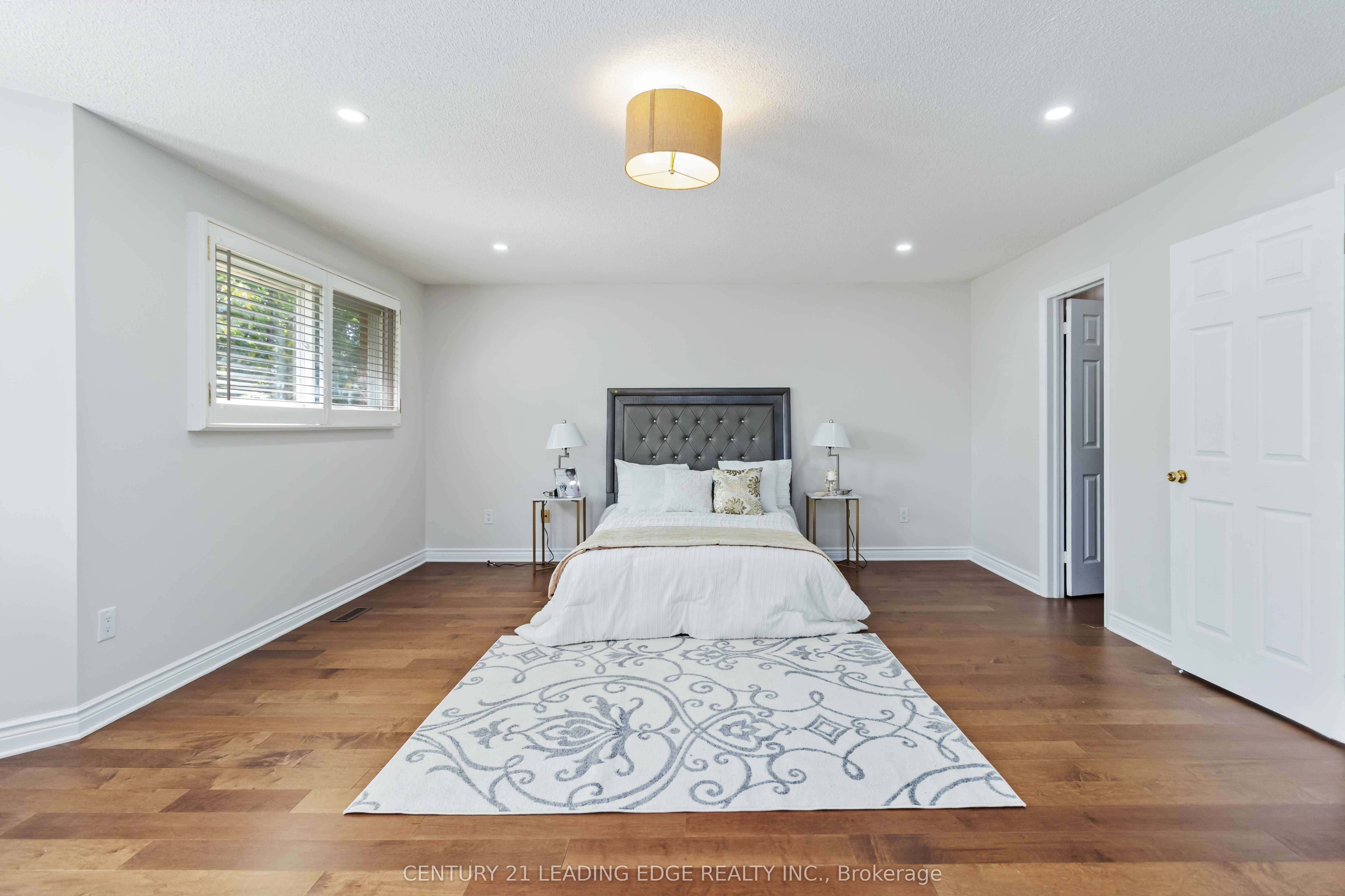 MLS #W12467634 image #25