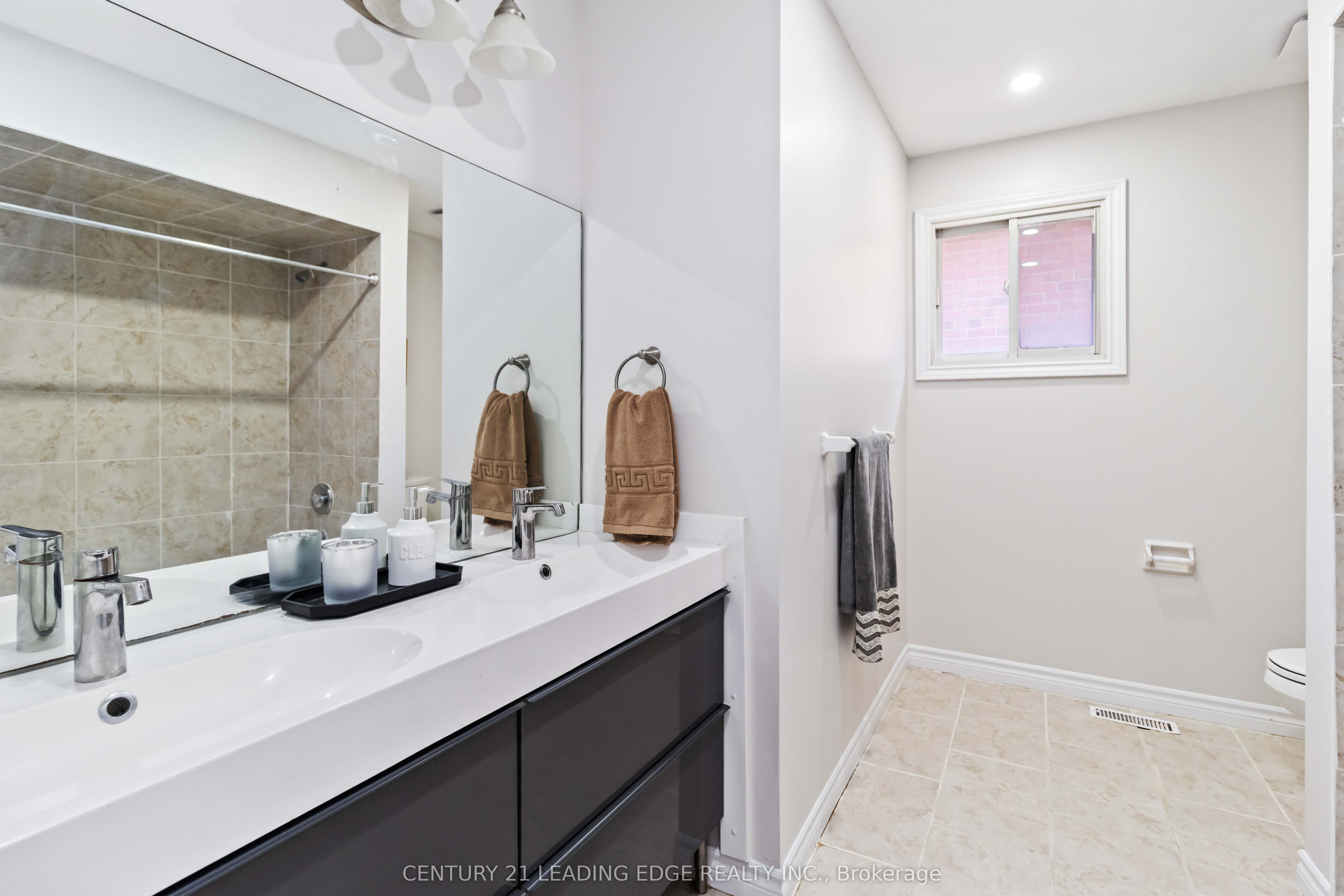 MLS #W12467634 image #35