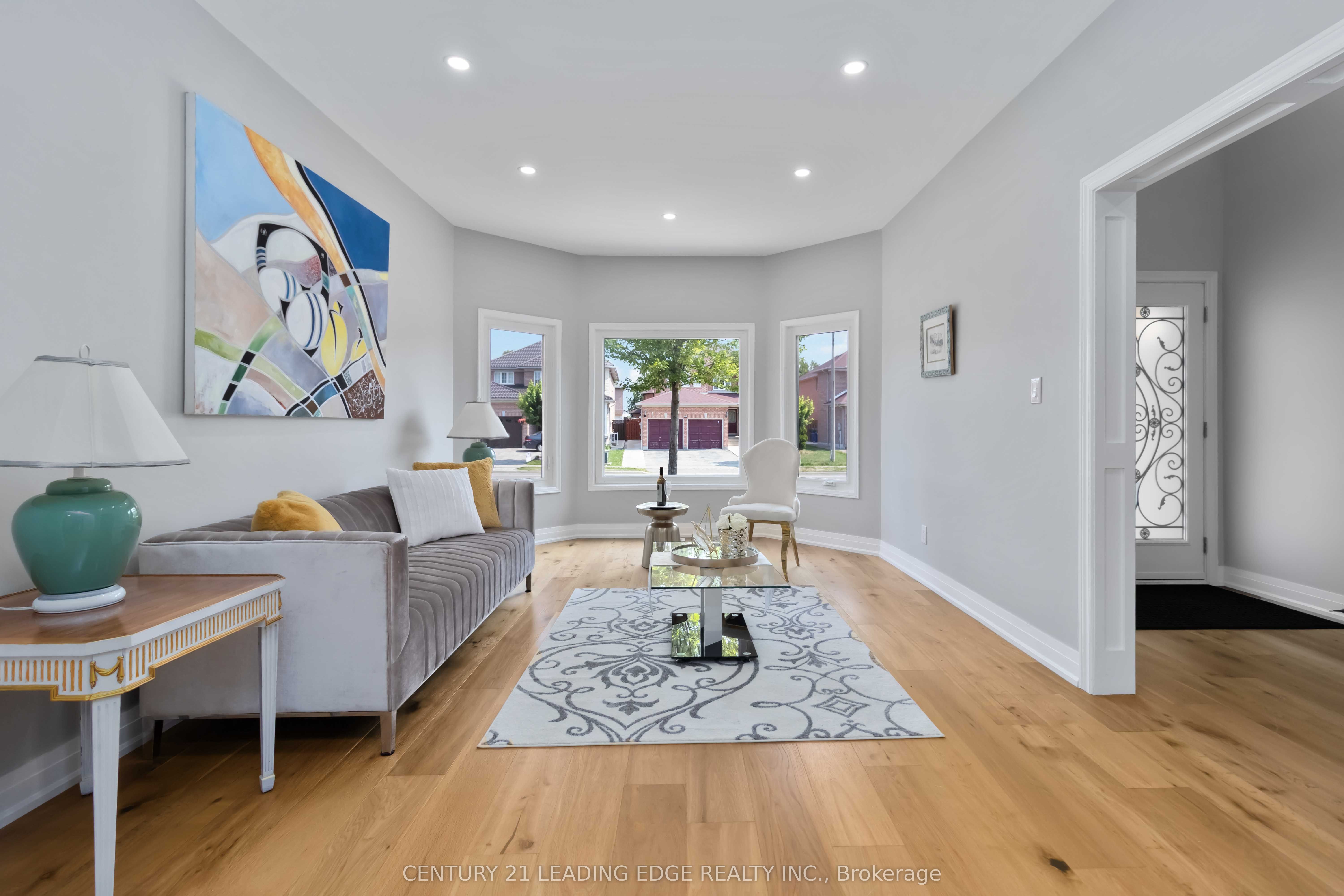 MLS #W12467636 image #4