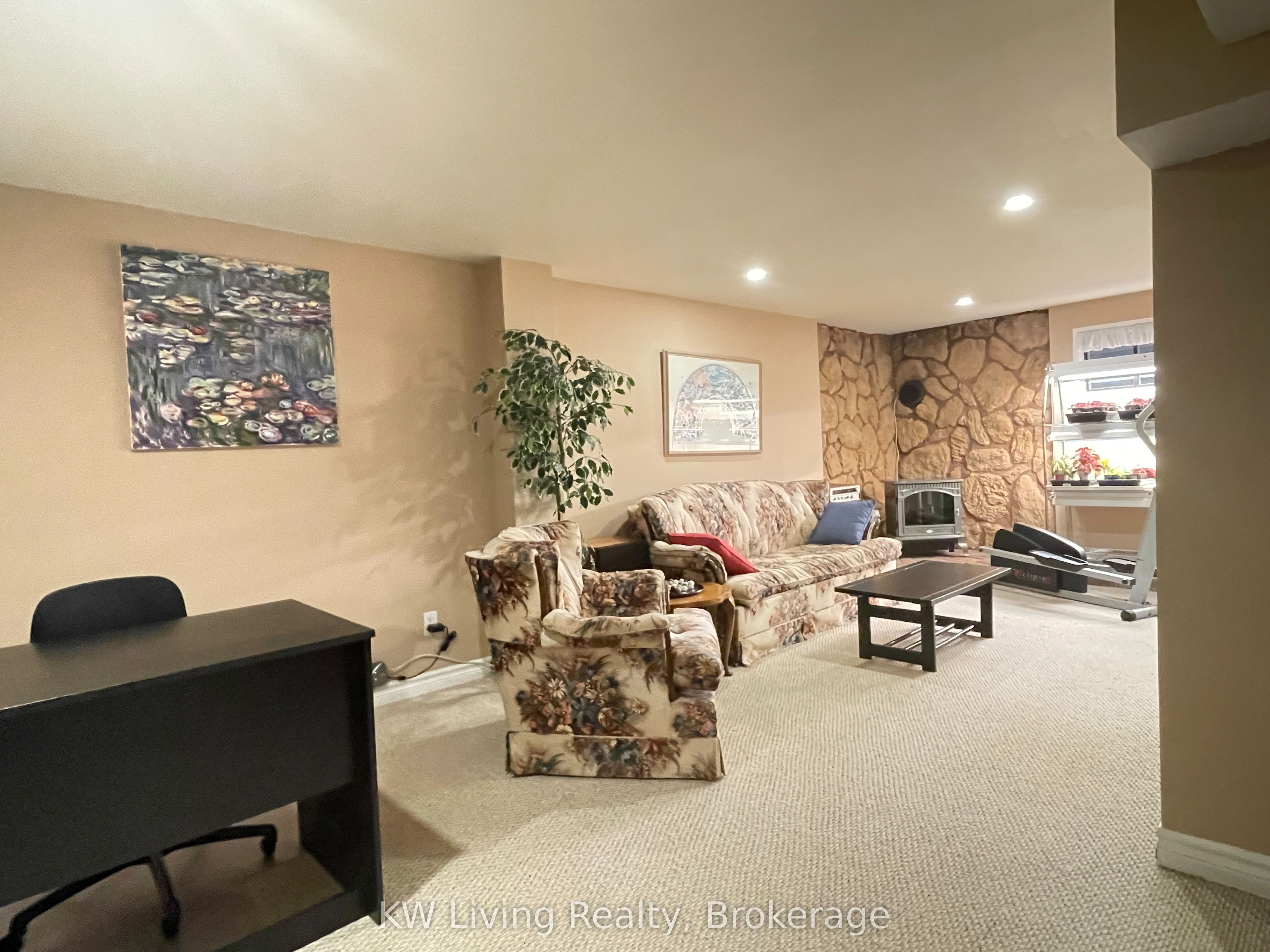 MLS #W12467653 image #3