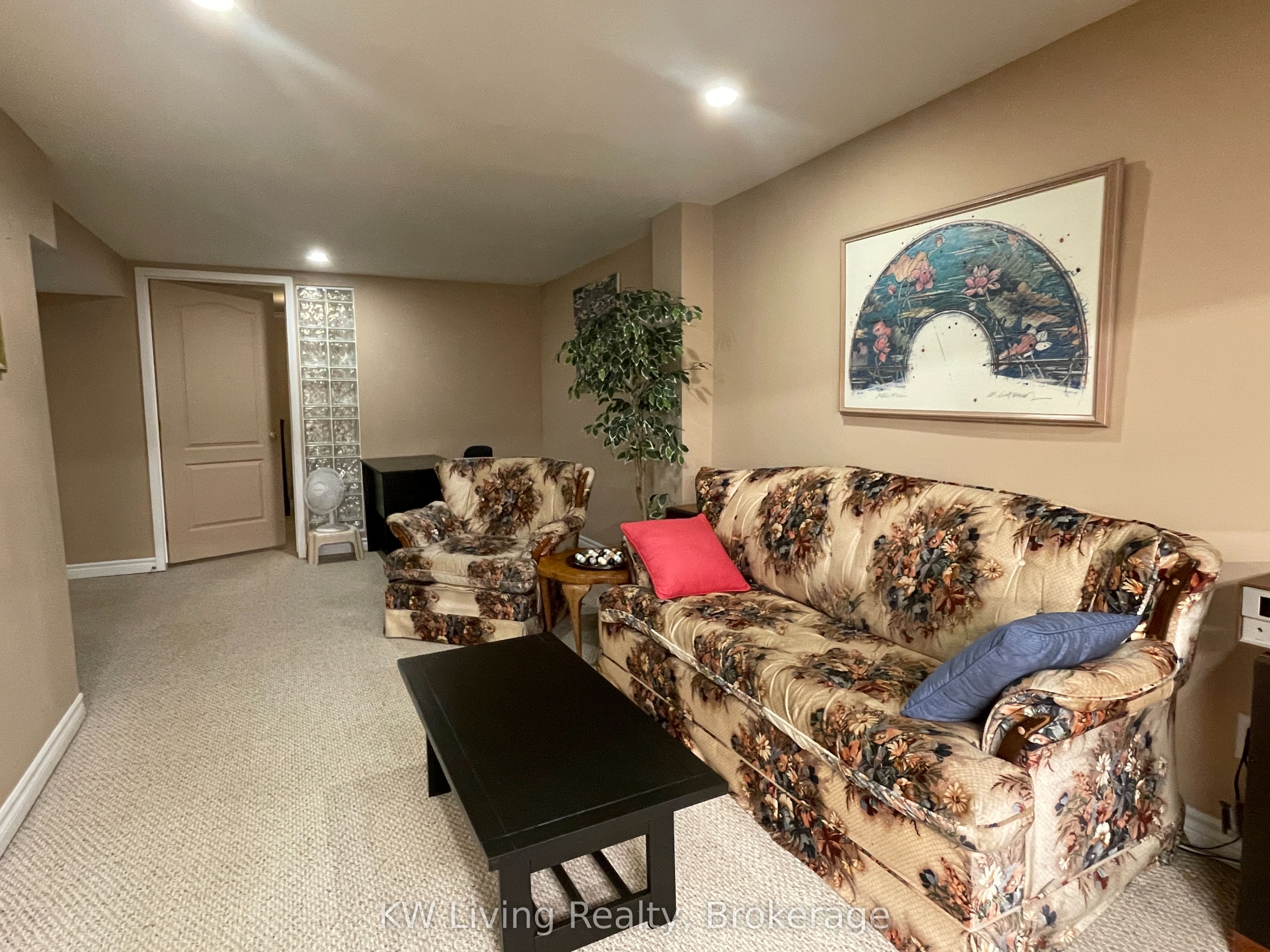 MLS #W12467653 image #5