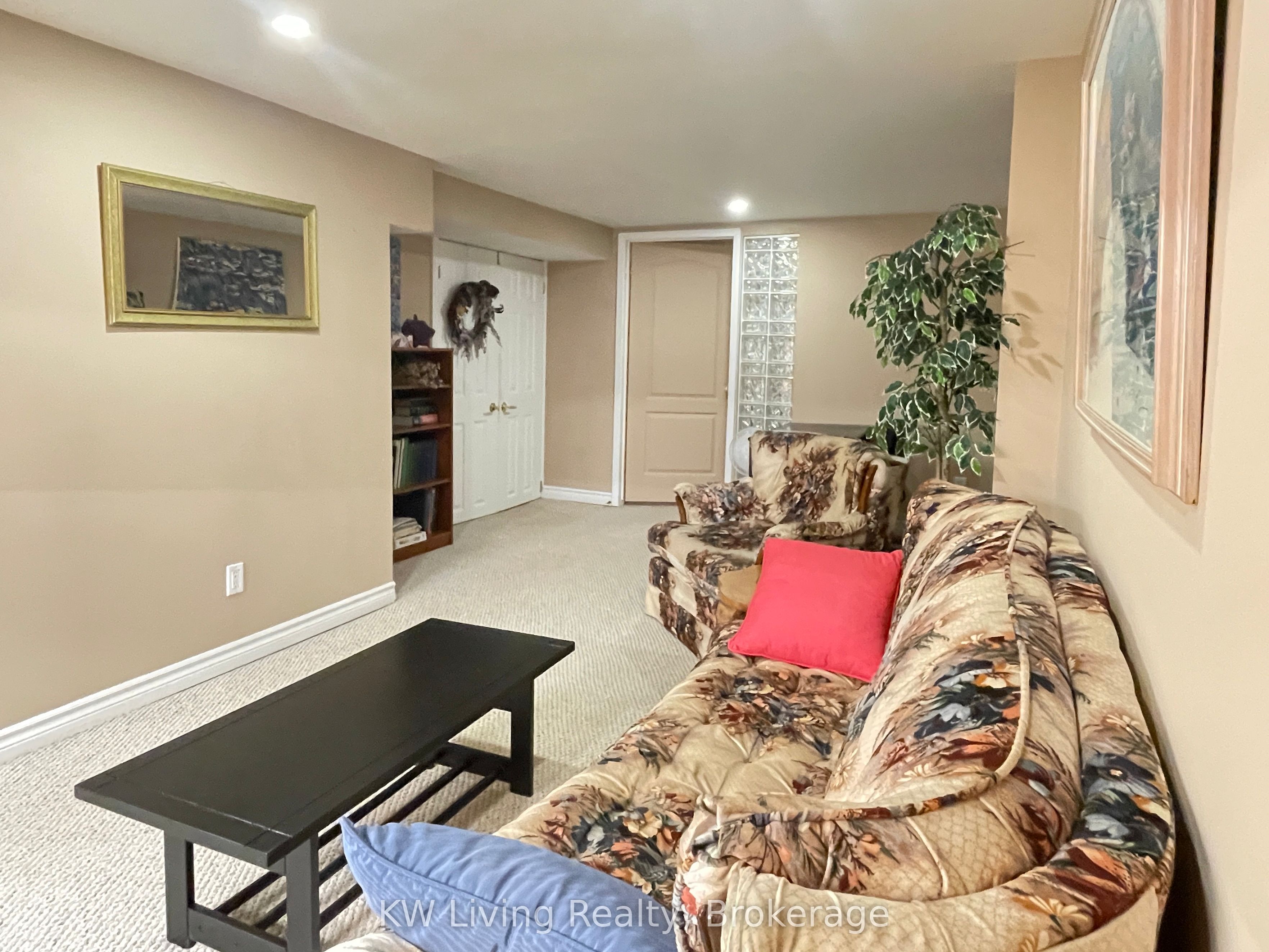 MLS #W12467653 image #6