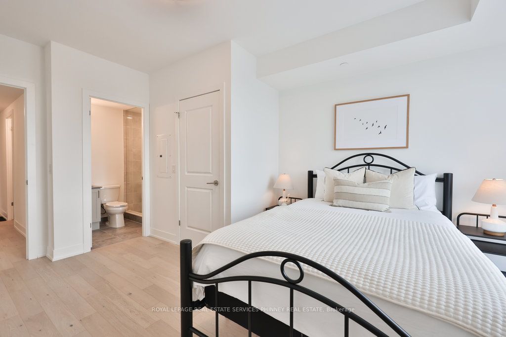 MLS #W12469201 image #17