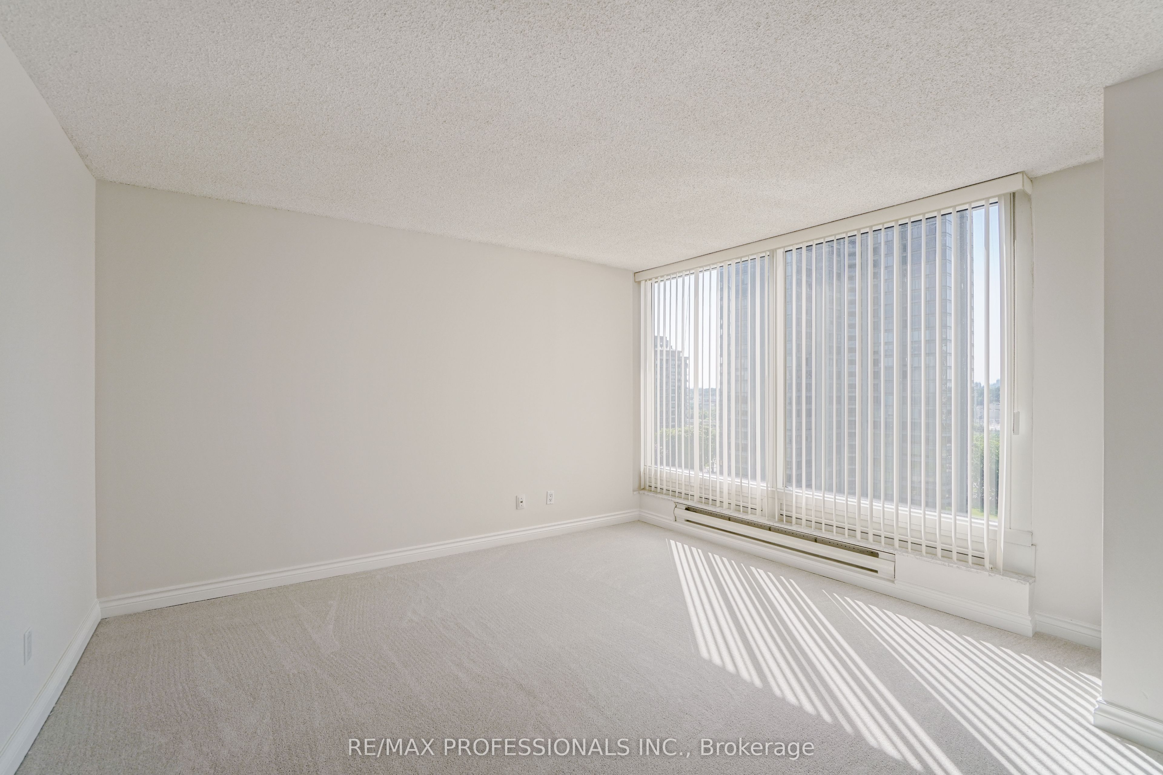 MLS #W12469523 image #20