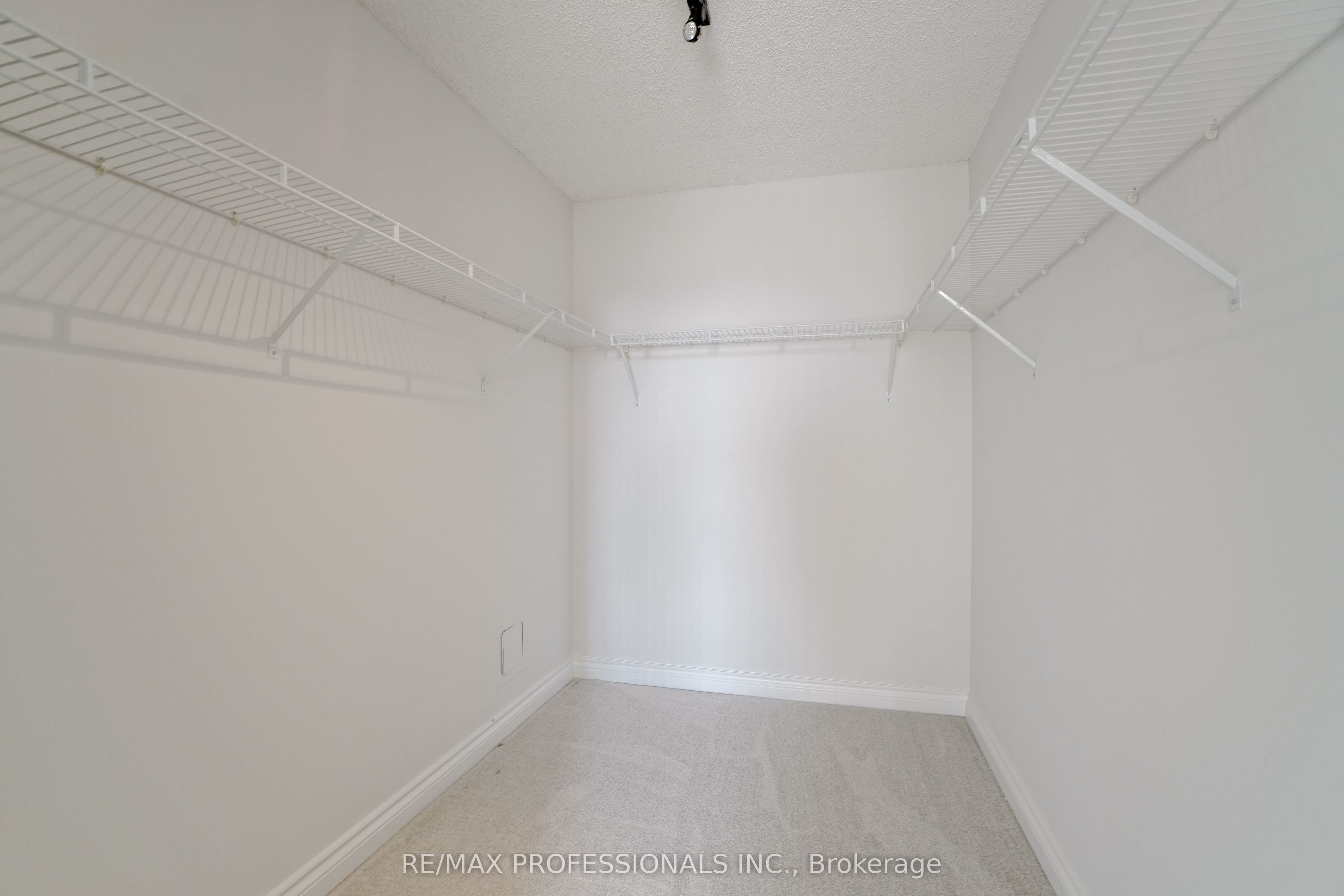 MLS #W12469523 image #25