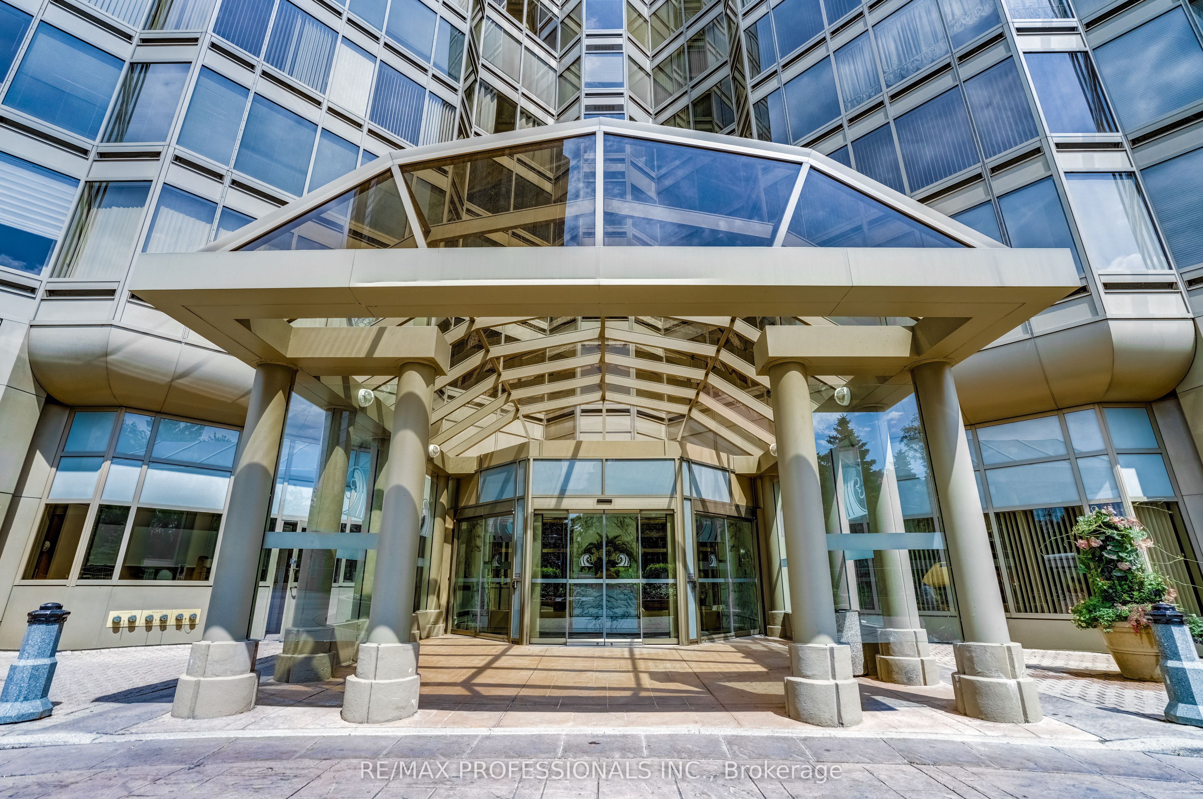 MLS #W12469523 image #4