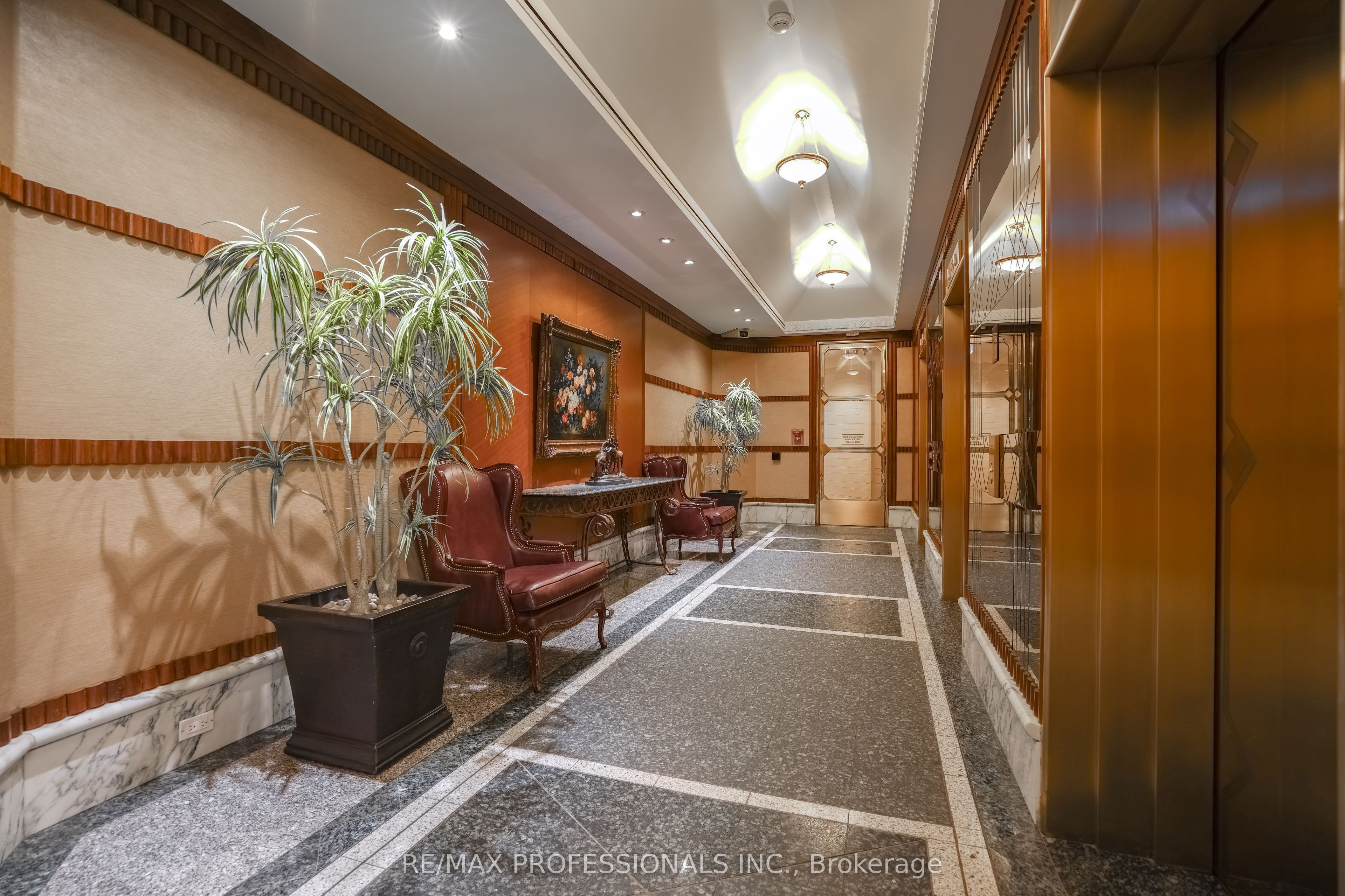 MLS #W12469523 image #6