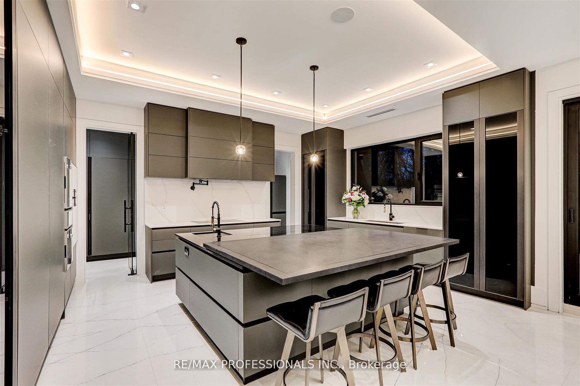 MLS #W12470001 image #11