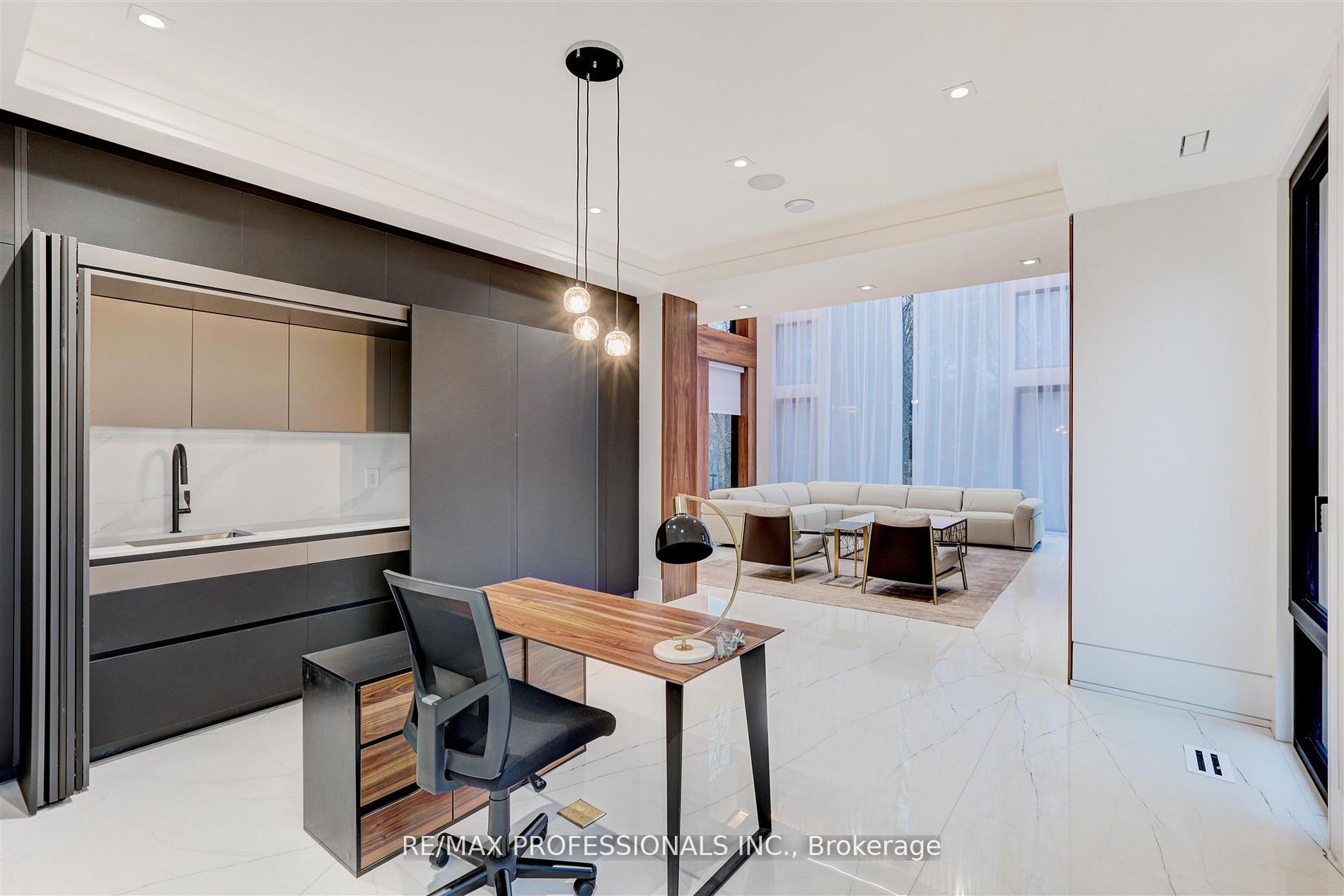 MLS #W12470001 image #13