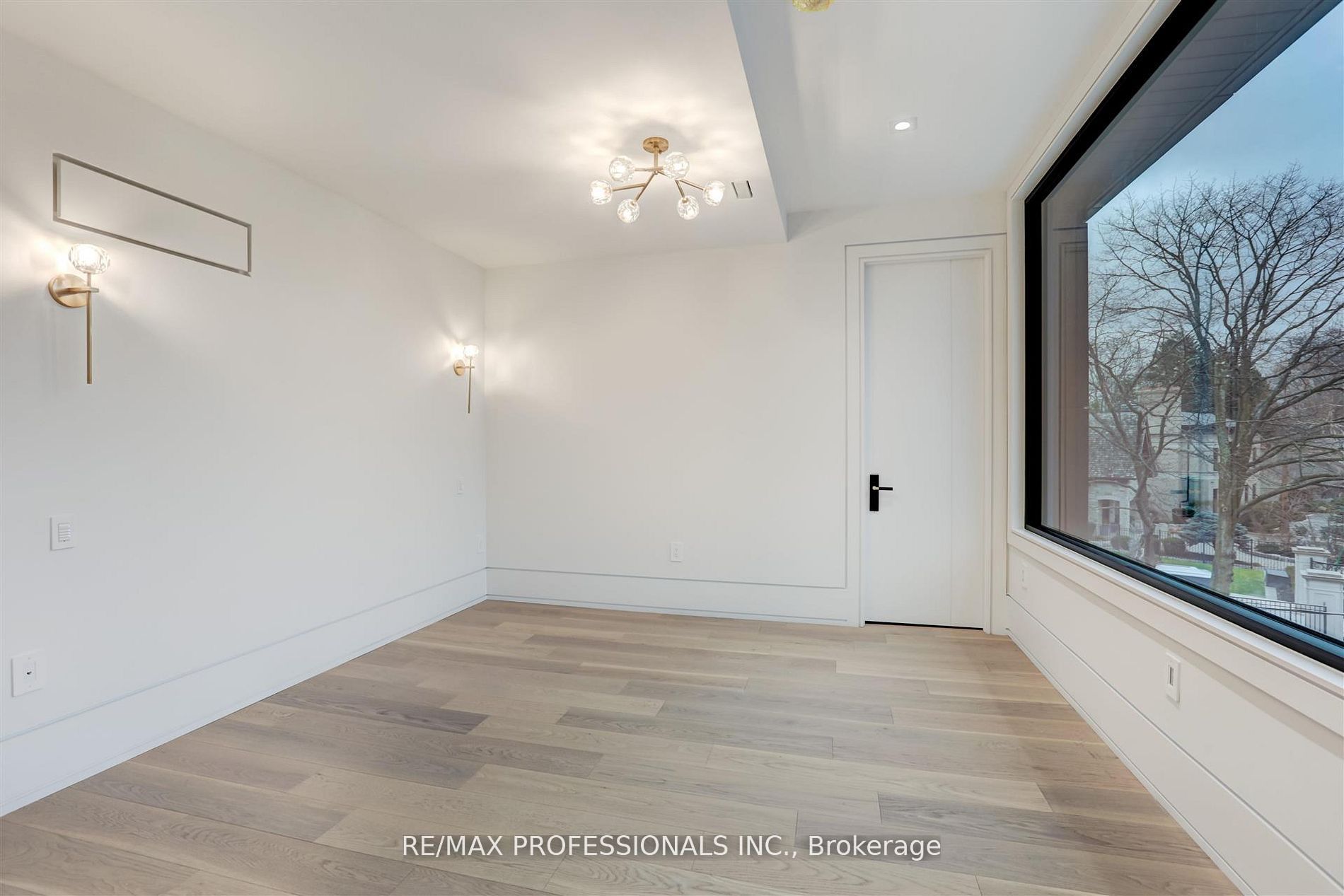 MLS #W12470001 image #26