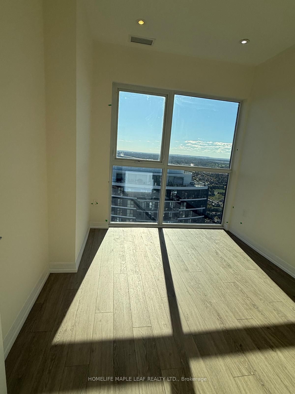 MLS #W12470016 image #15