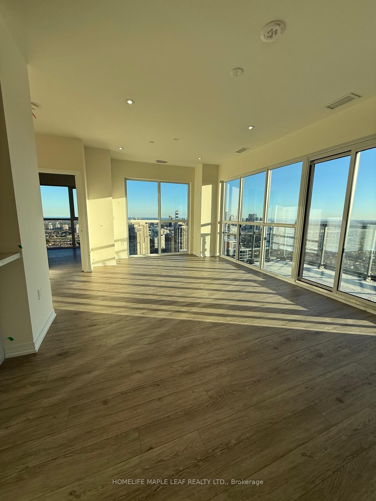 MLS #W12470016 image #16