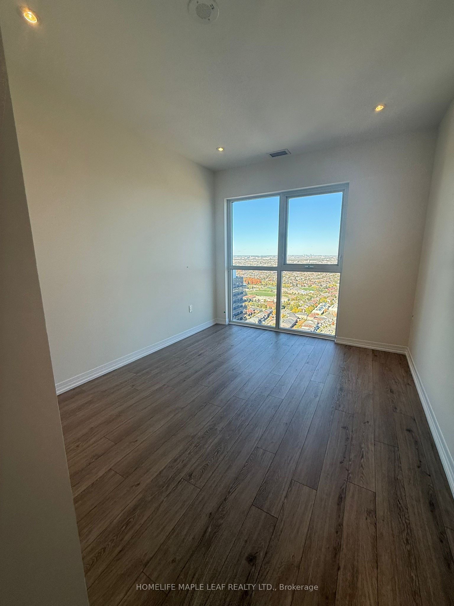 MLS #W12470020 image #11