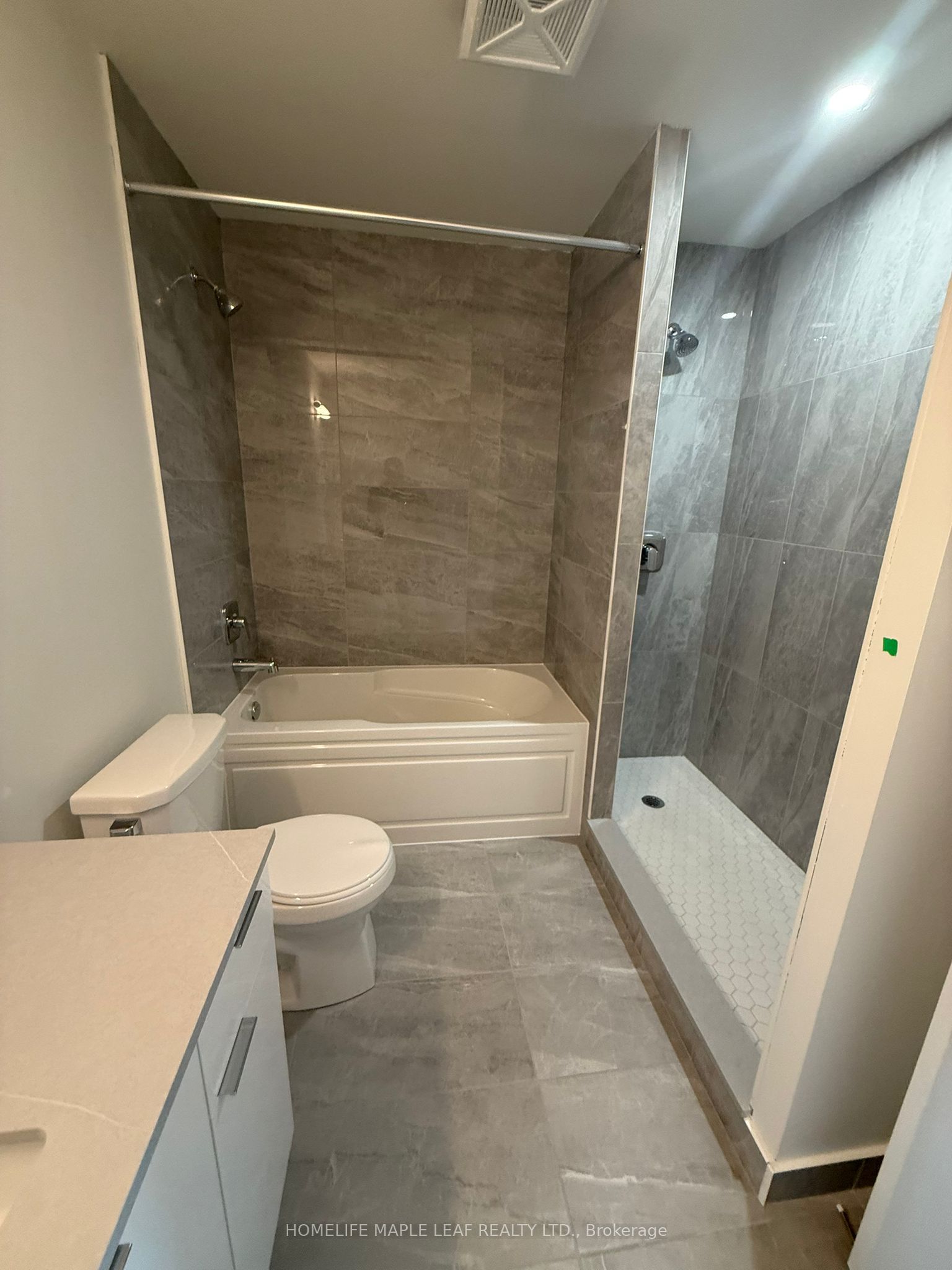 MLS #W12470020 image #17