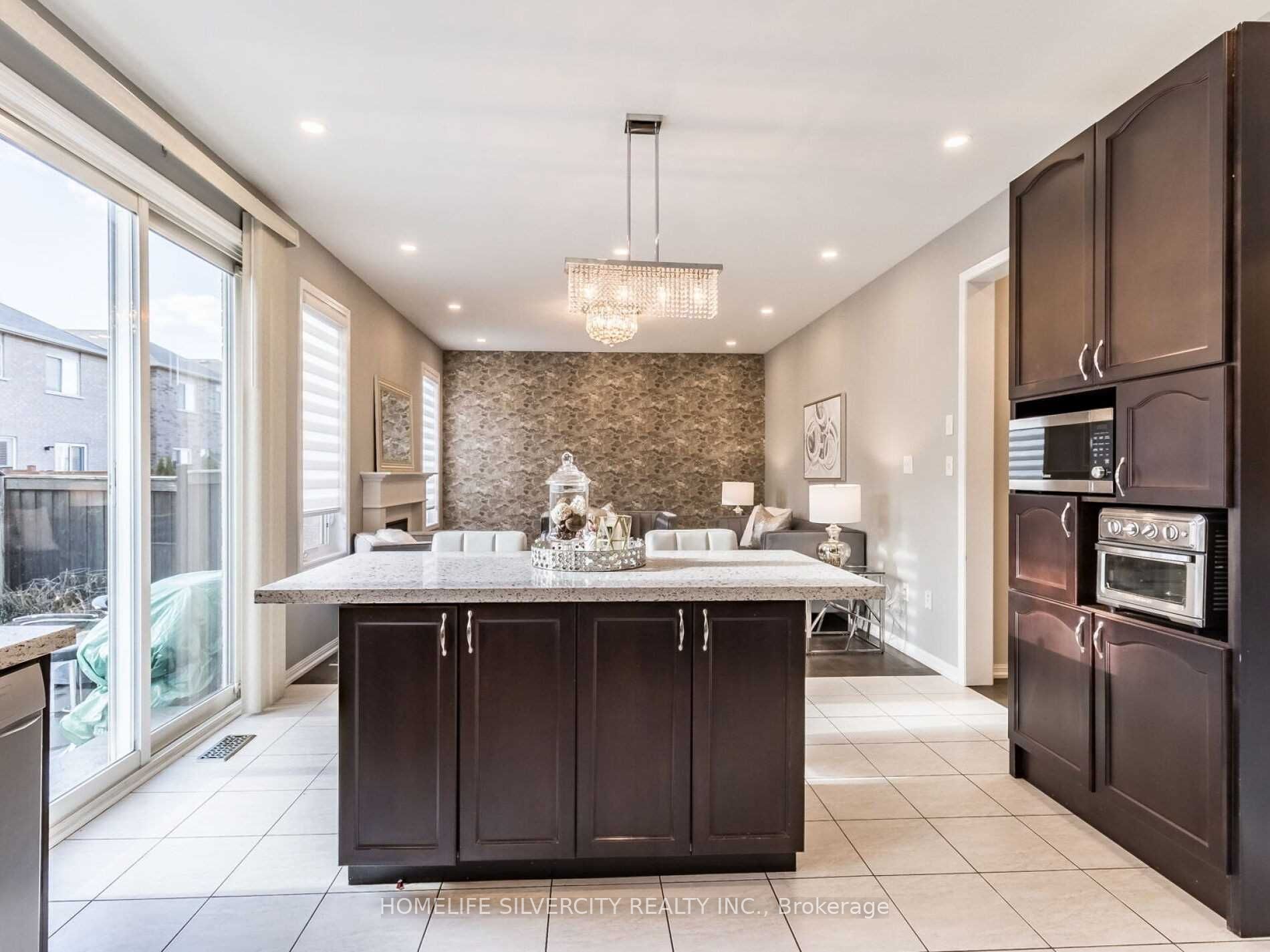 MLS #W12471854 image #17