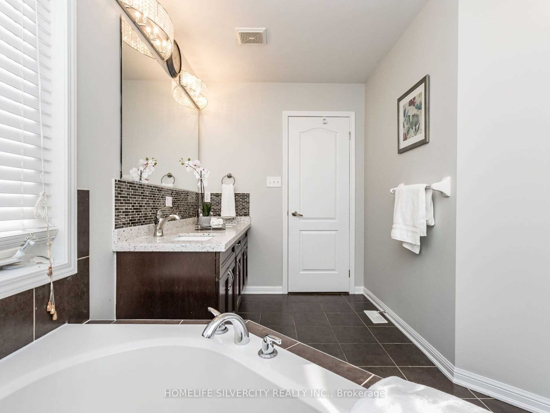 MLS #W12471854 image #26