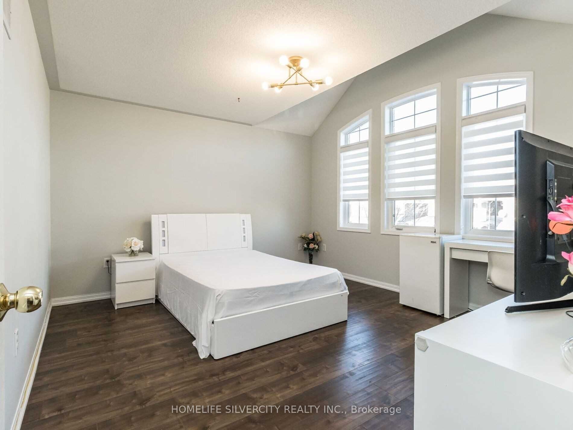 MLS #W12471854 image #27