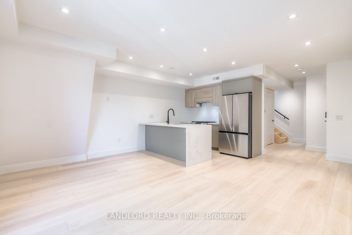 MLS #W12472088 image #2