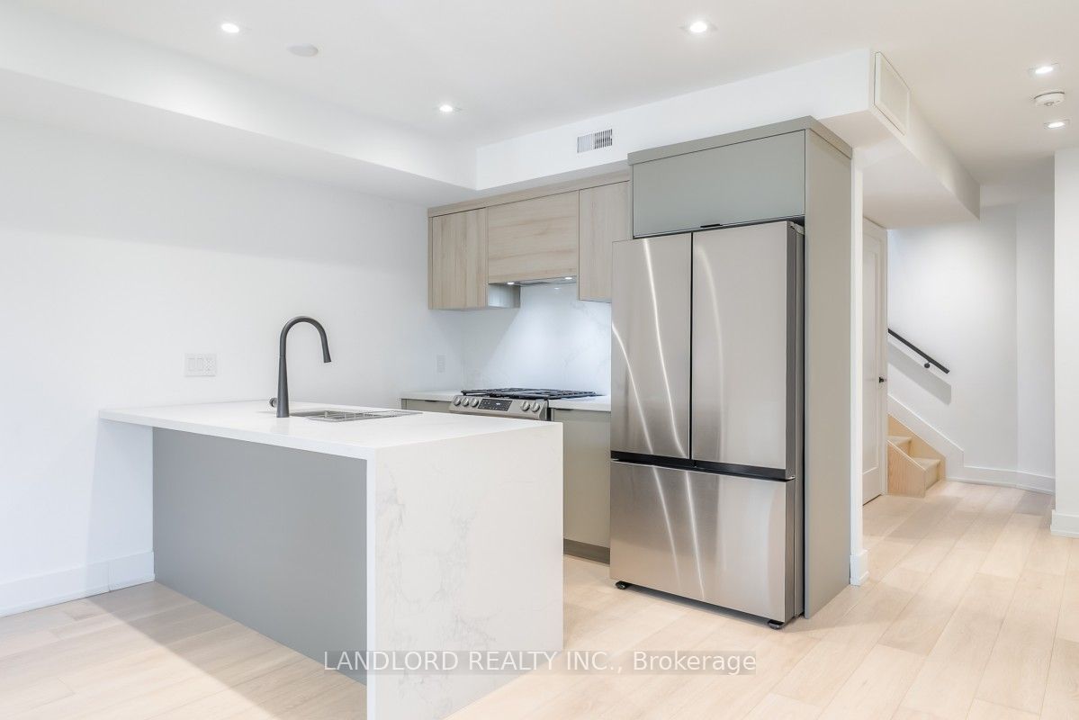 MLS #W12472088 image #3