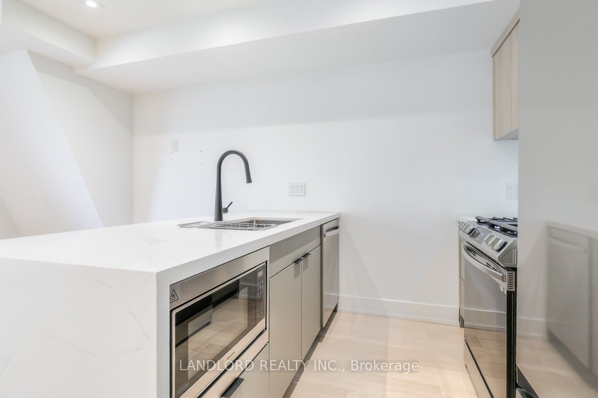 MLS #W12472088 image #5