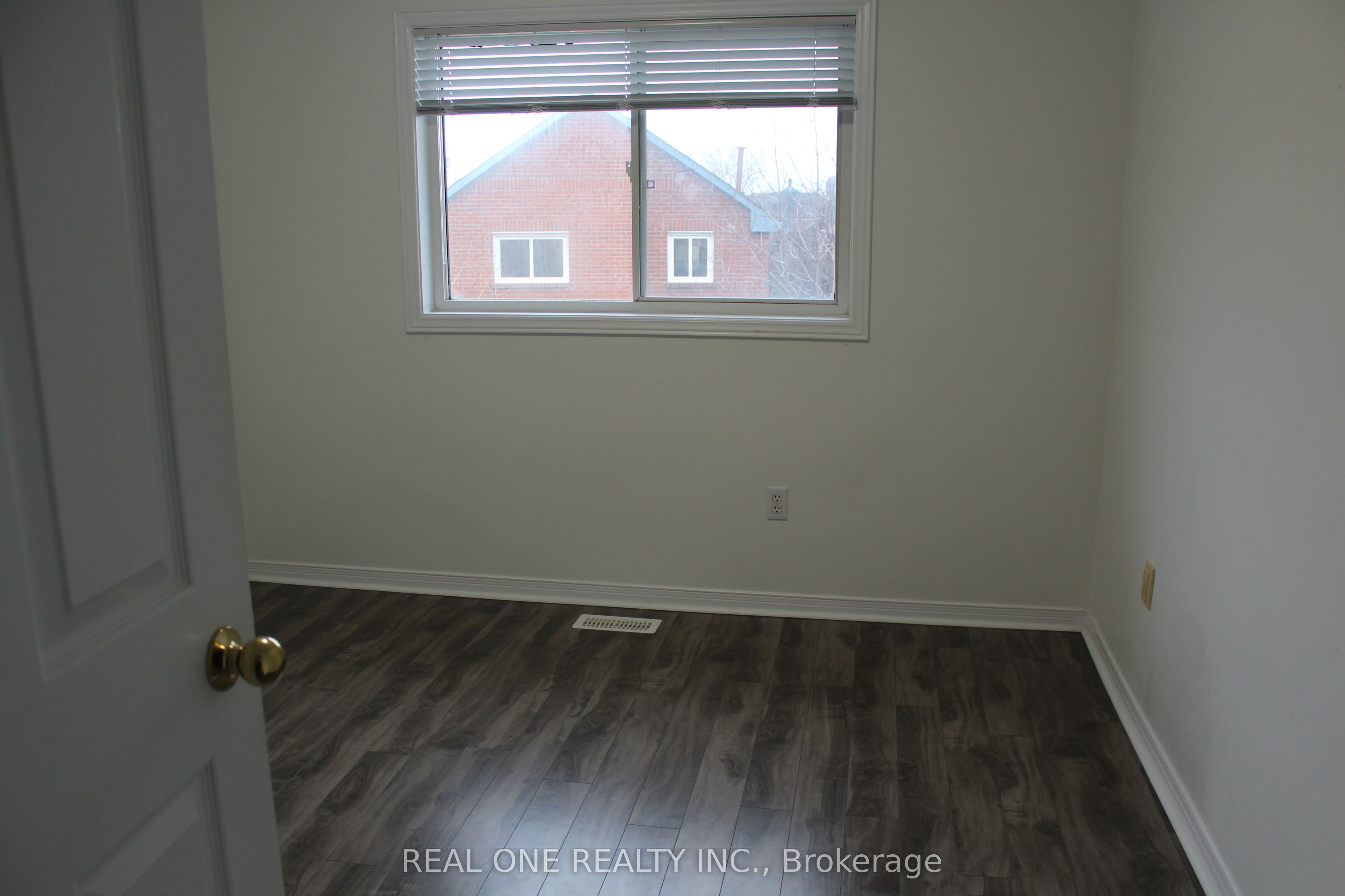 MLS #W12472971 image #12