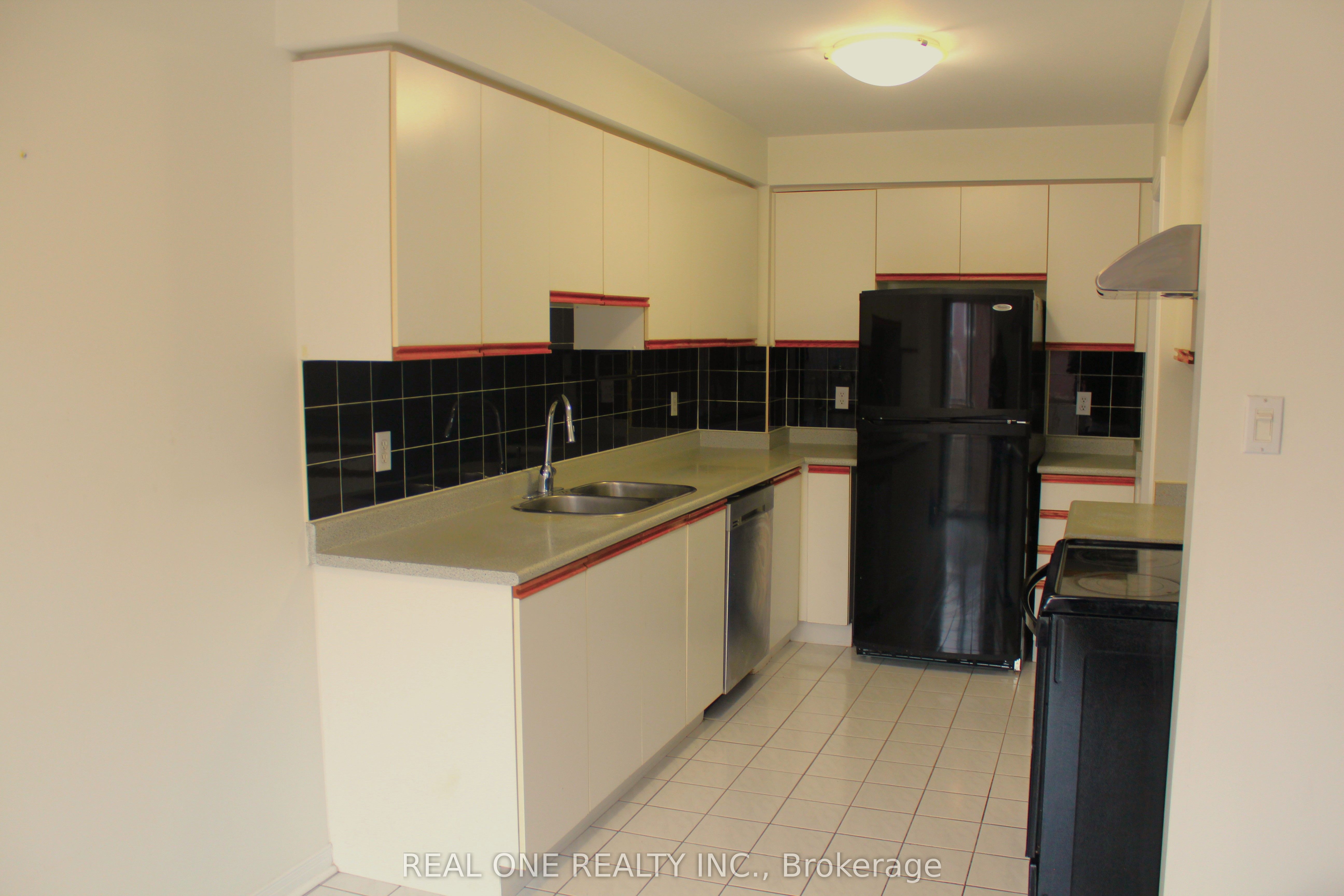 MLS #W12472971 image #4