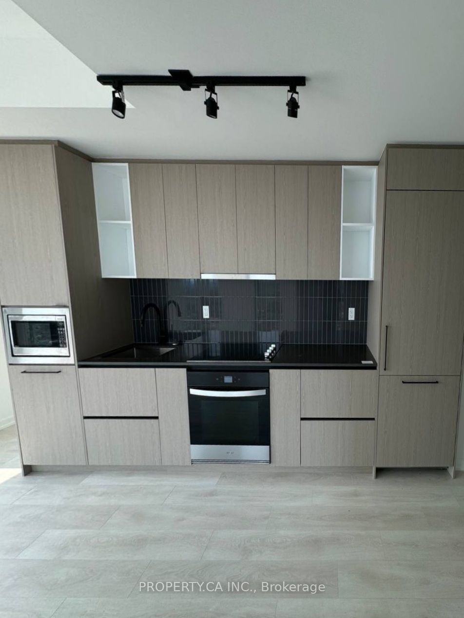 MLS #W12473231 image #3