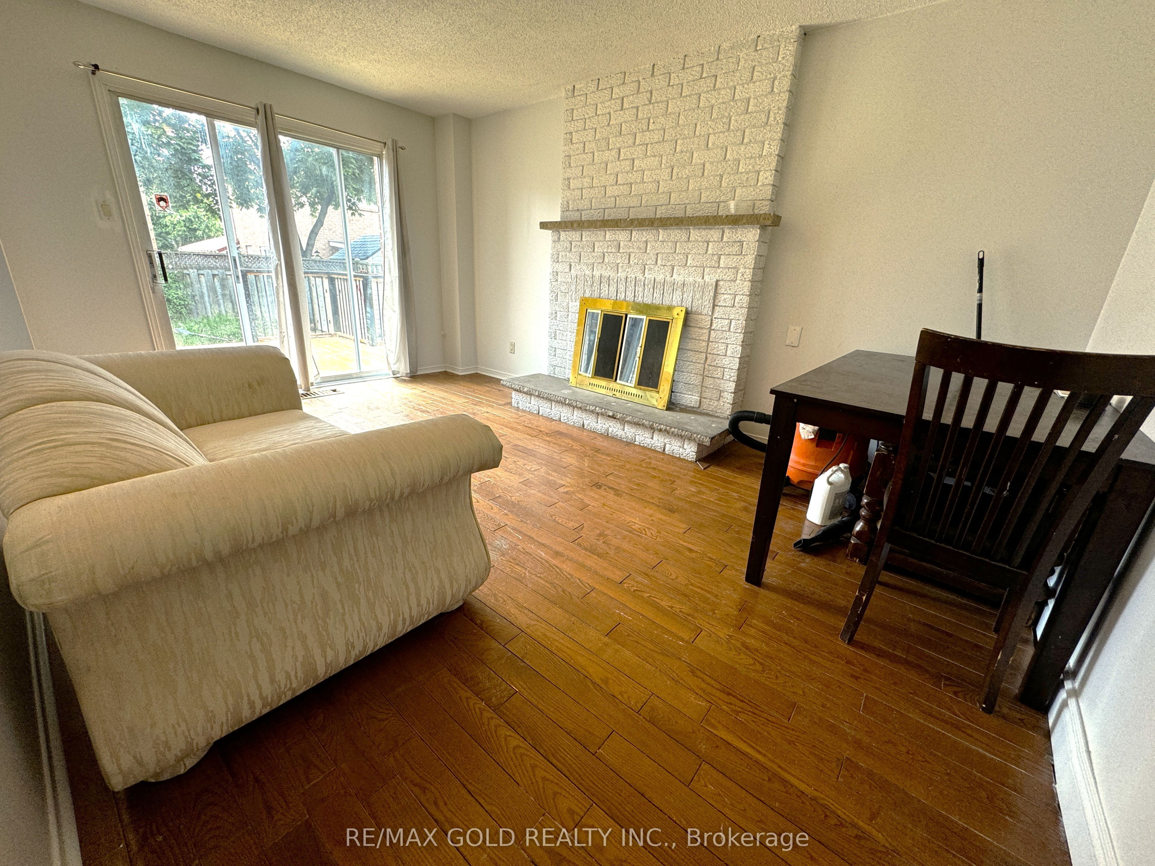 MLS #W12473330 image #1