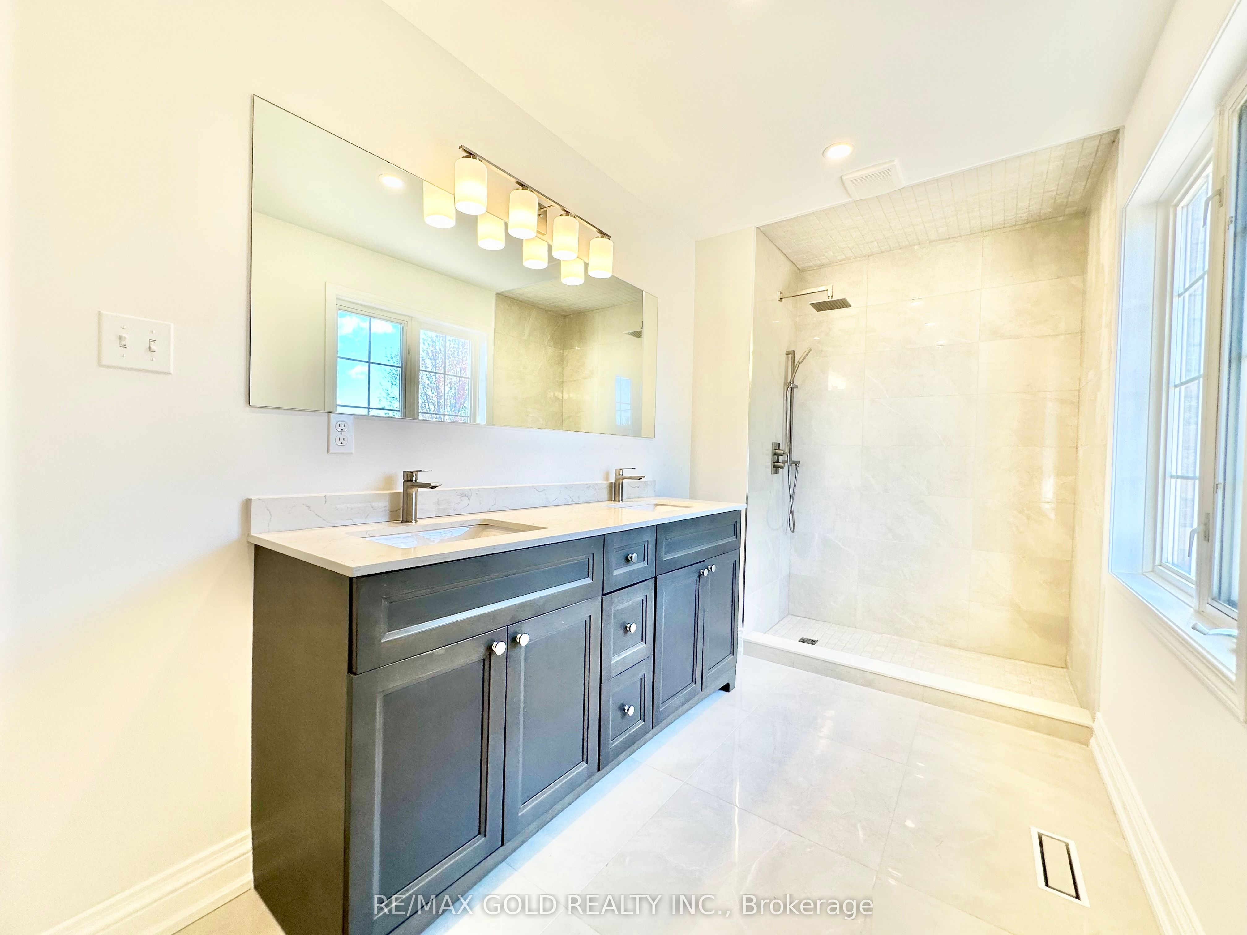 MLS #W12473794 image #33