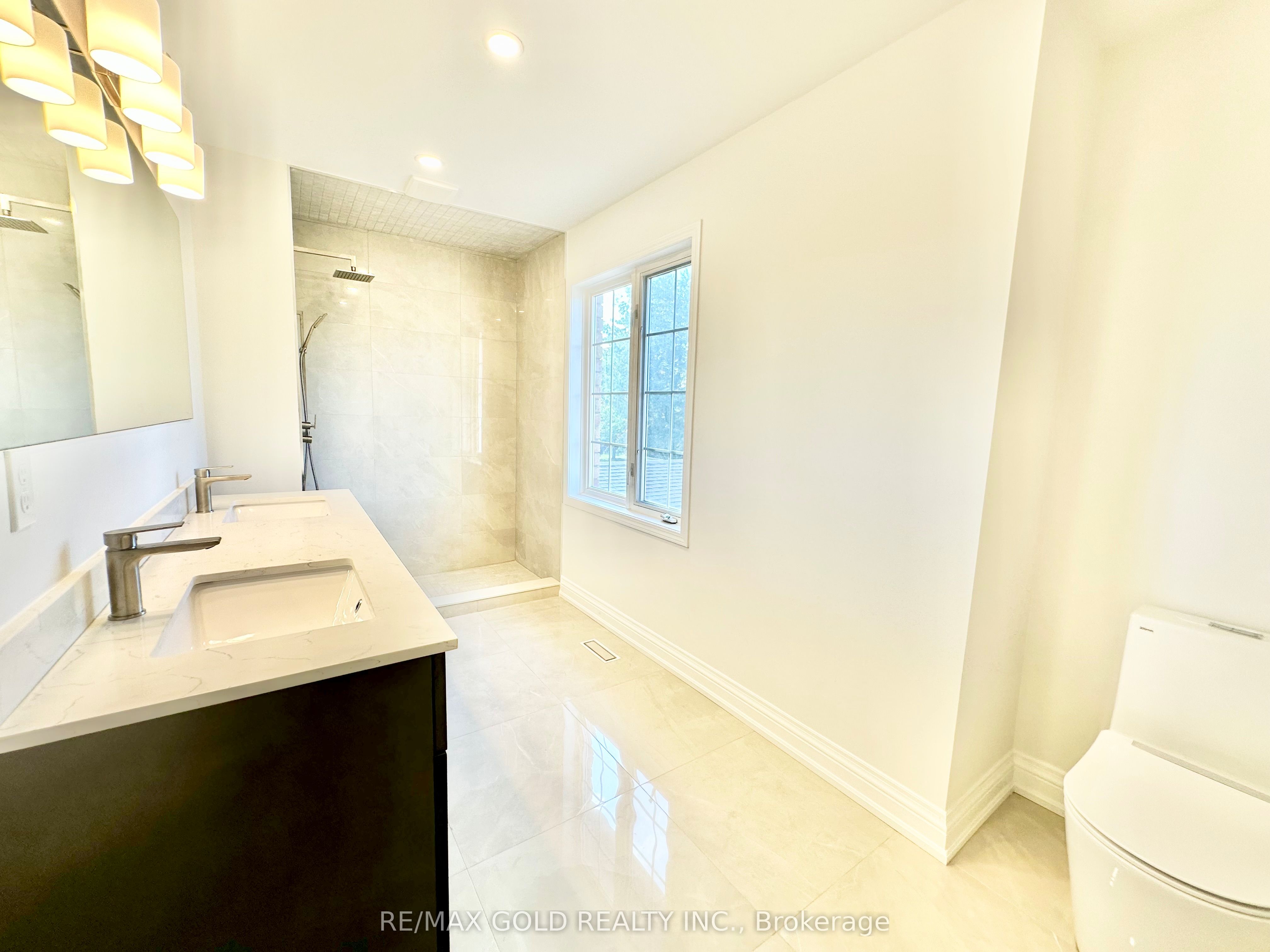 MLS #W12473794 image #34