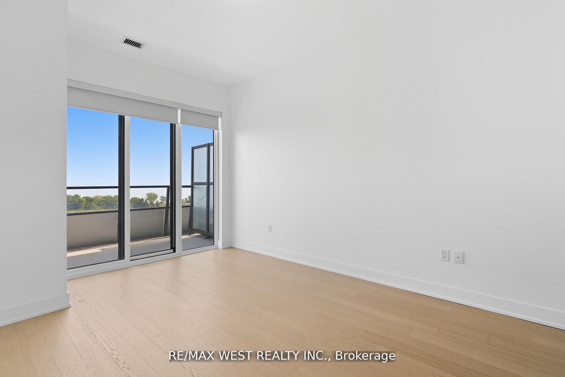 MLS #W12473989 image #14