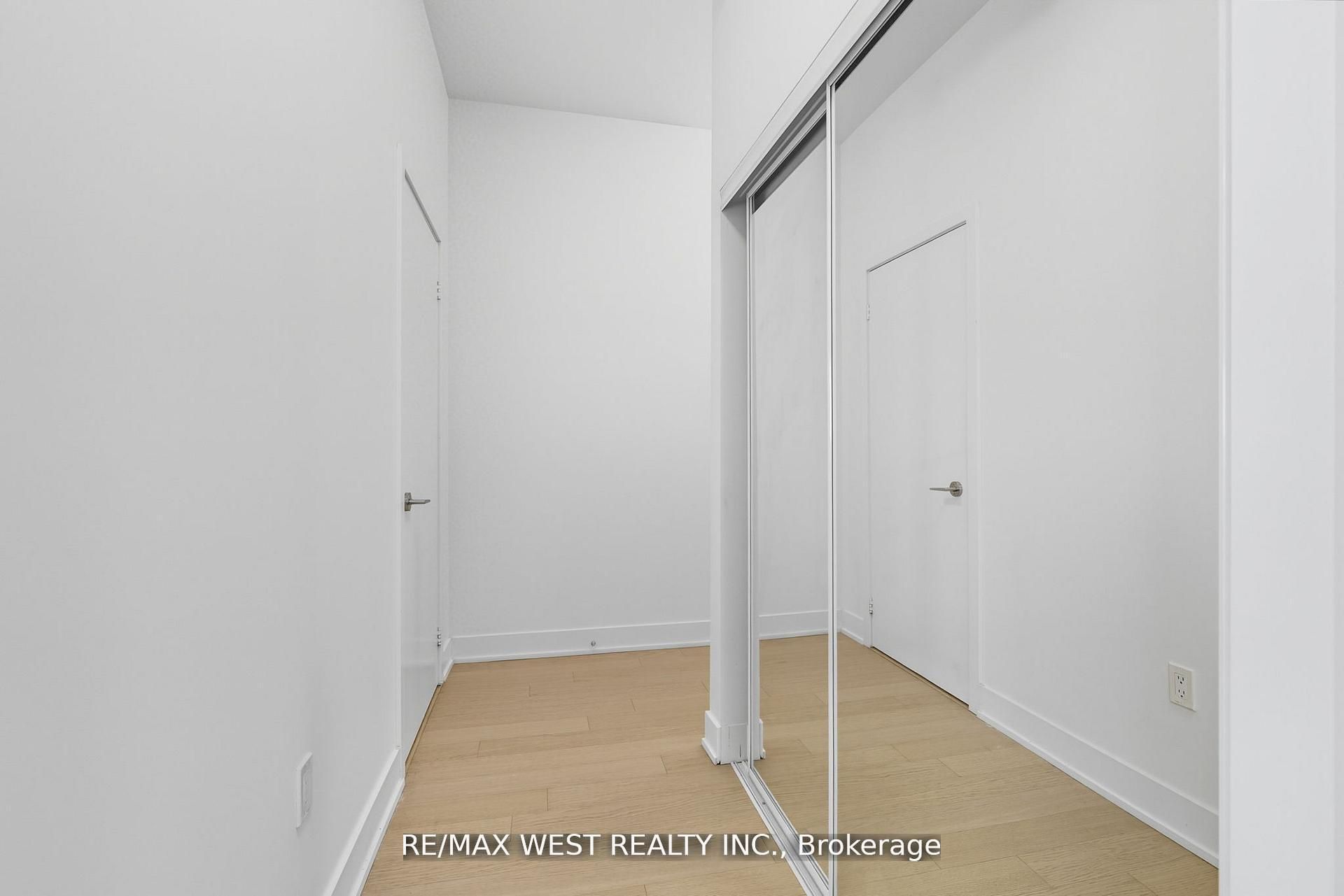 MLS #W12473989 image #19