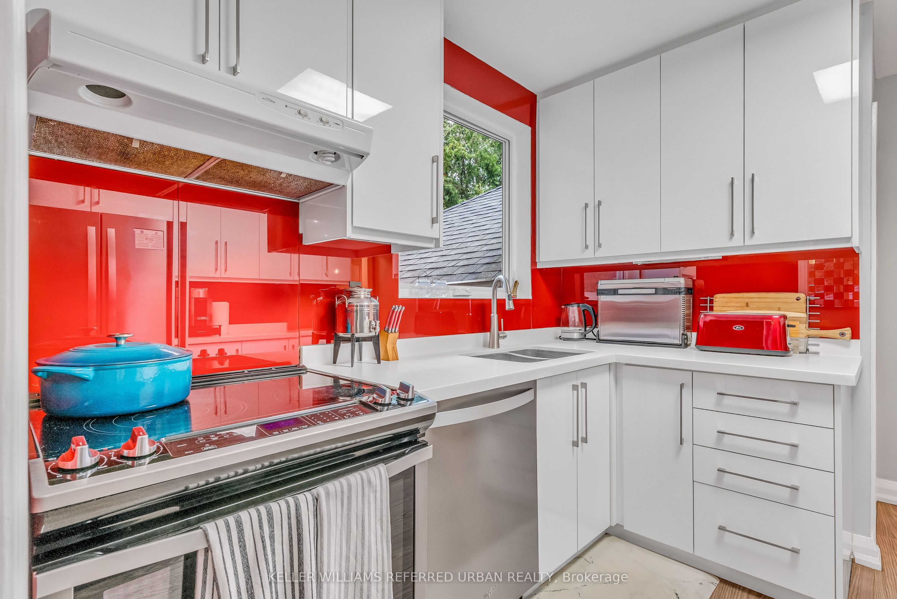 MLS #W12474318 image #10