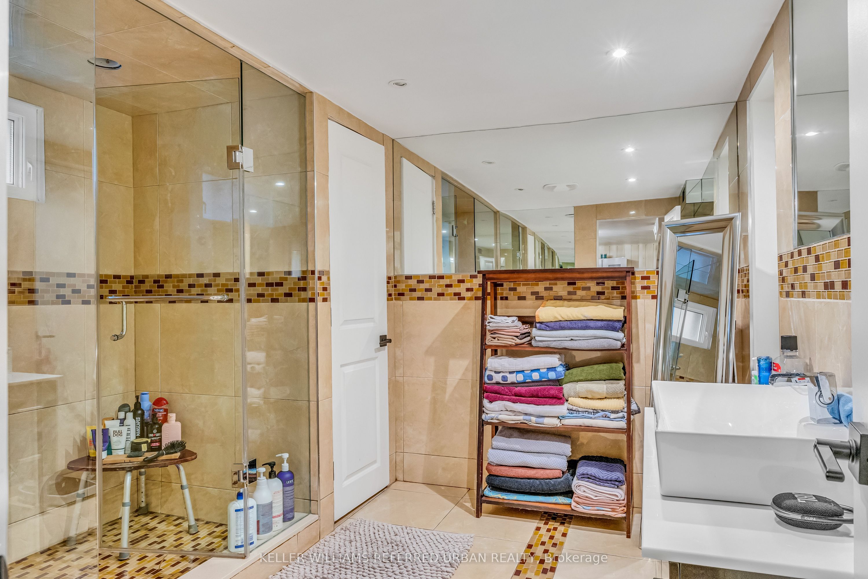 MLS #W12474318 image #17