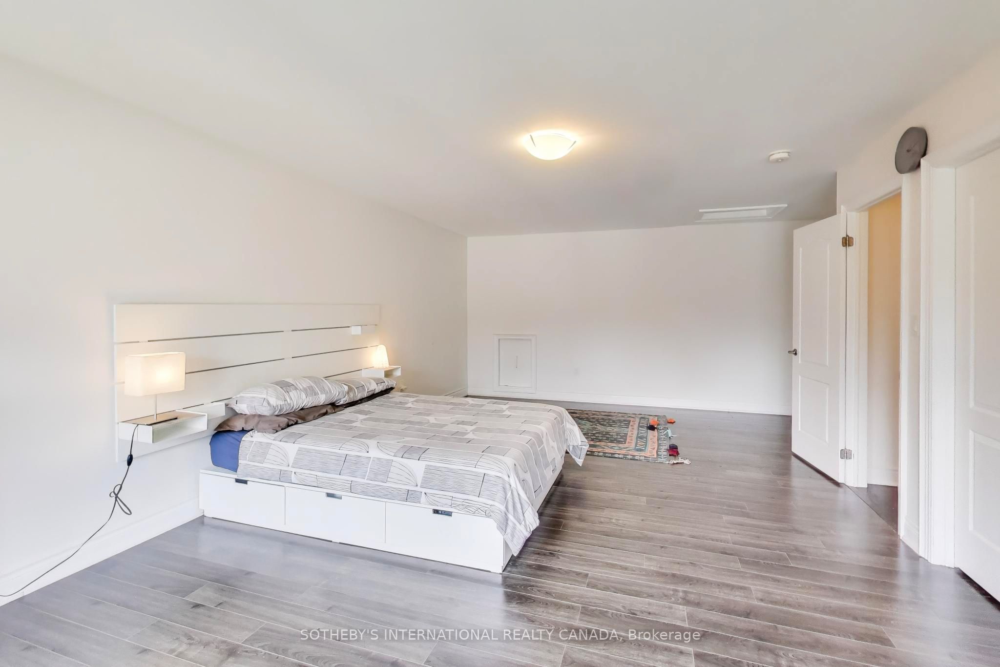 MLS #W12474373 image #23