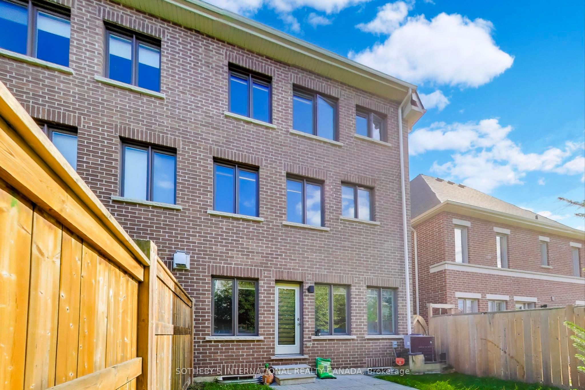 MLS #W12474373 image #26