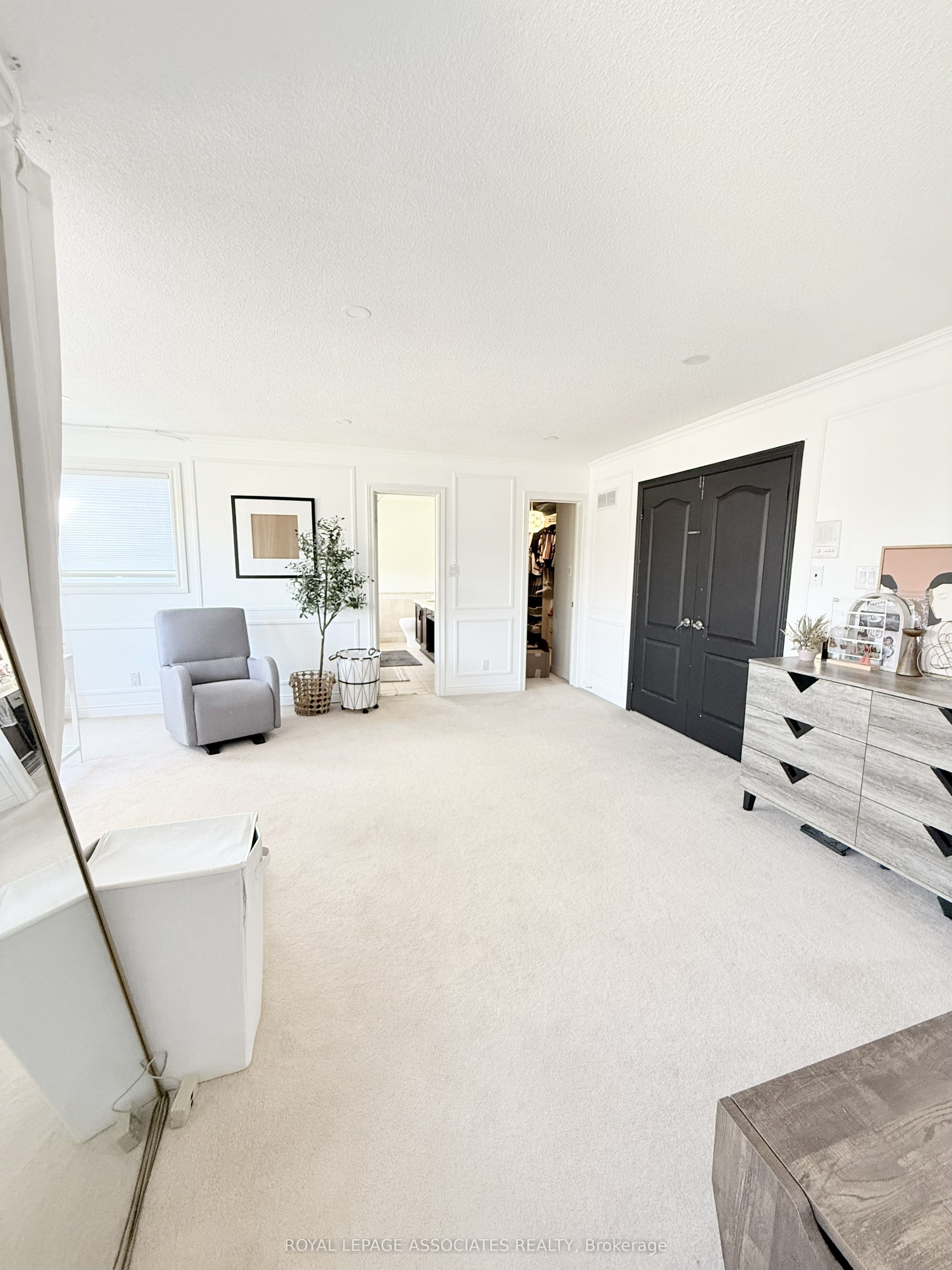 MLS #W12474424 image #15