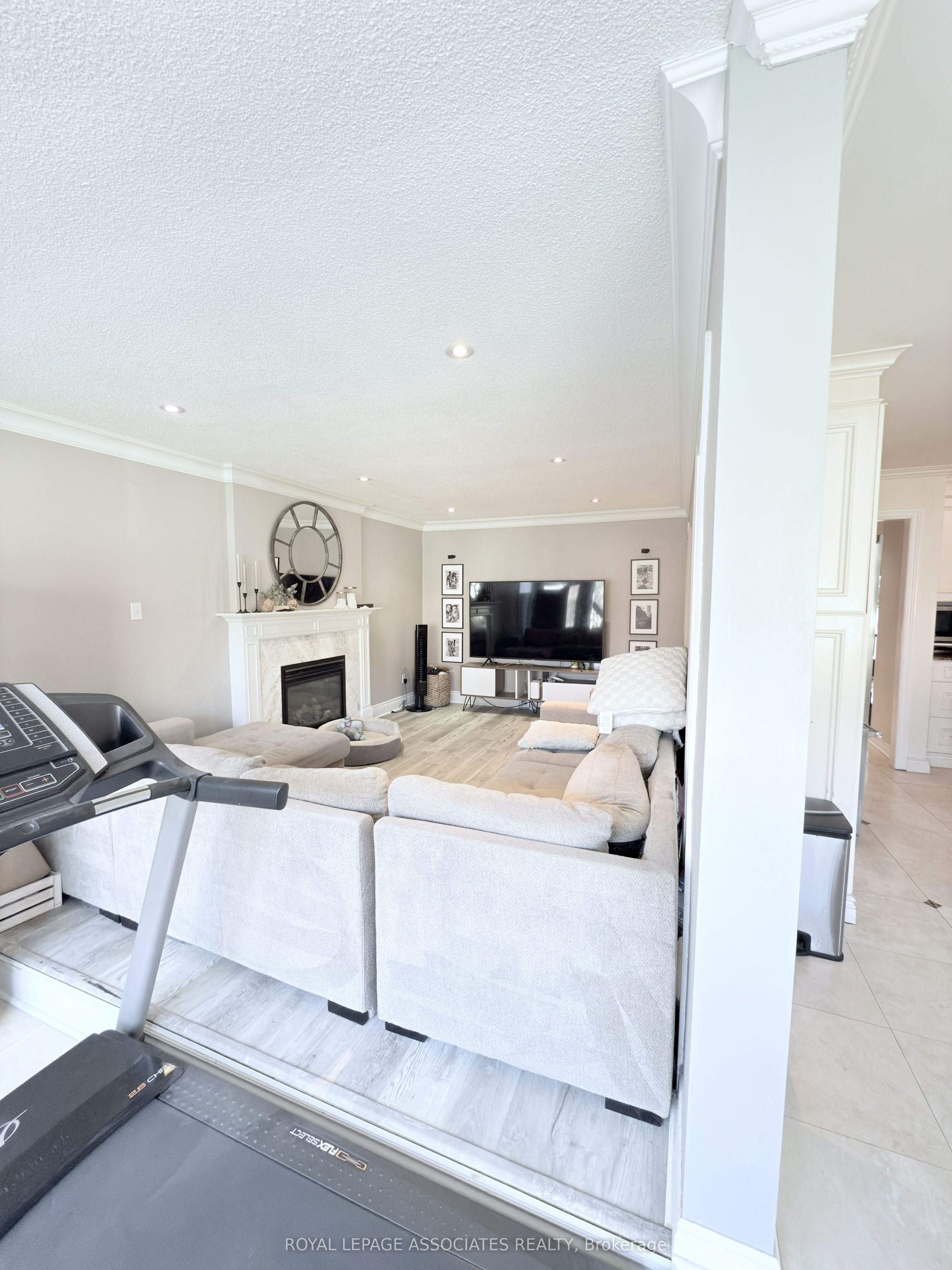 MLS #W12474424 image #2