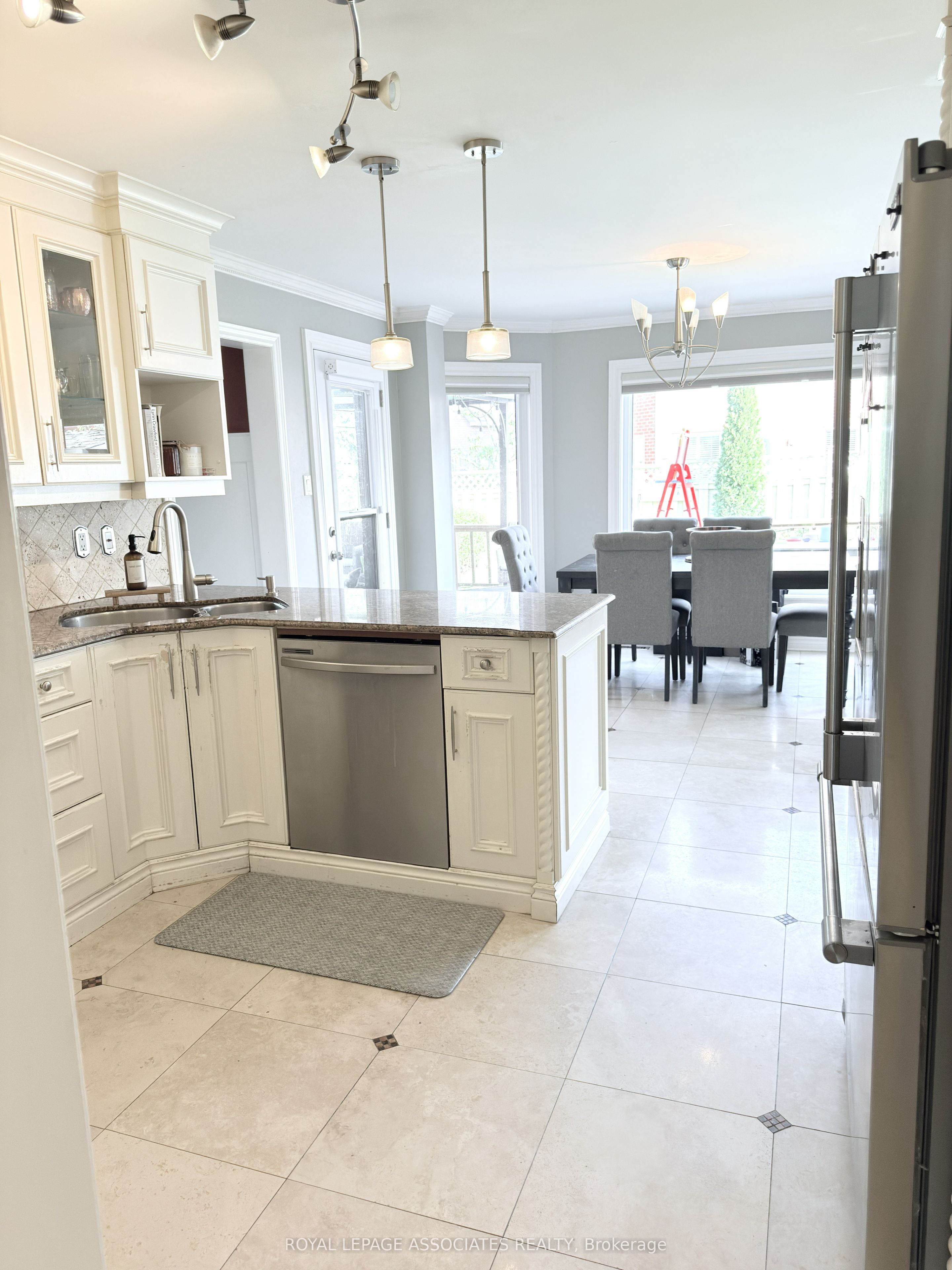 MLS #W12474424 image #4